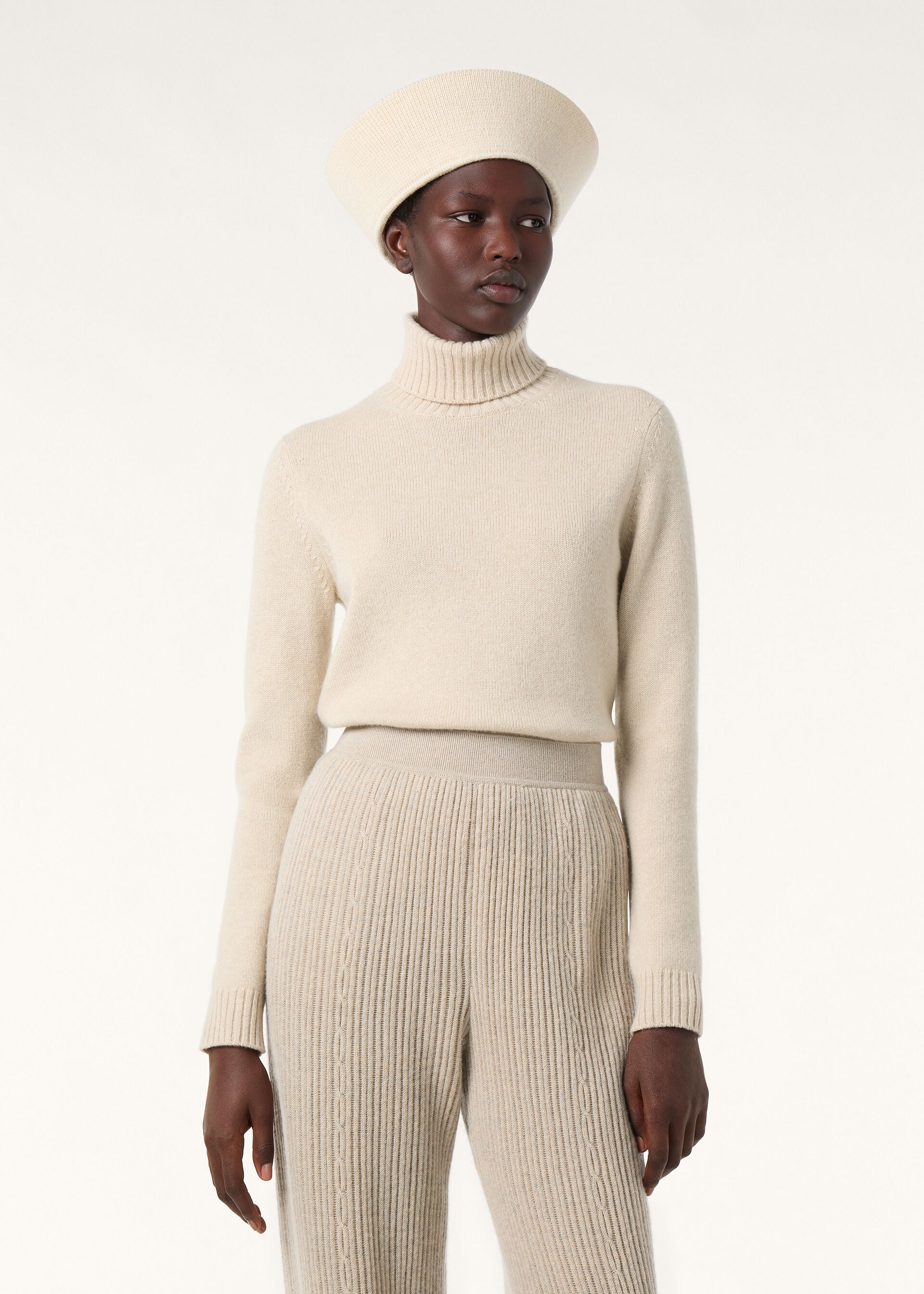Parksville Turtleneck - Natural Melange