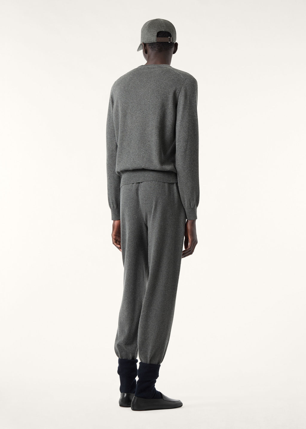 Classic V-Neck - Gray Melange