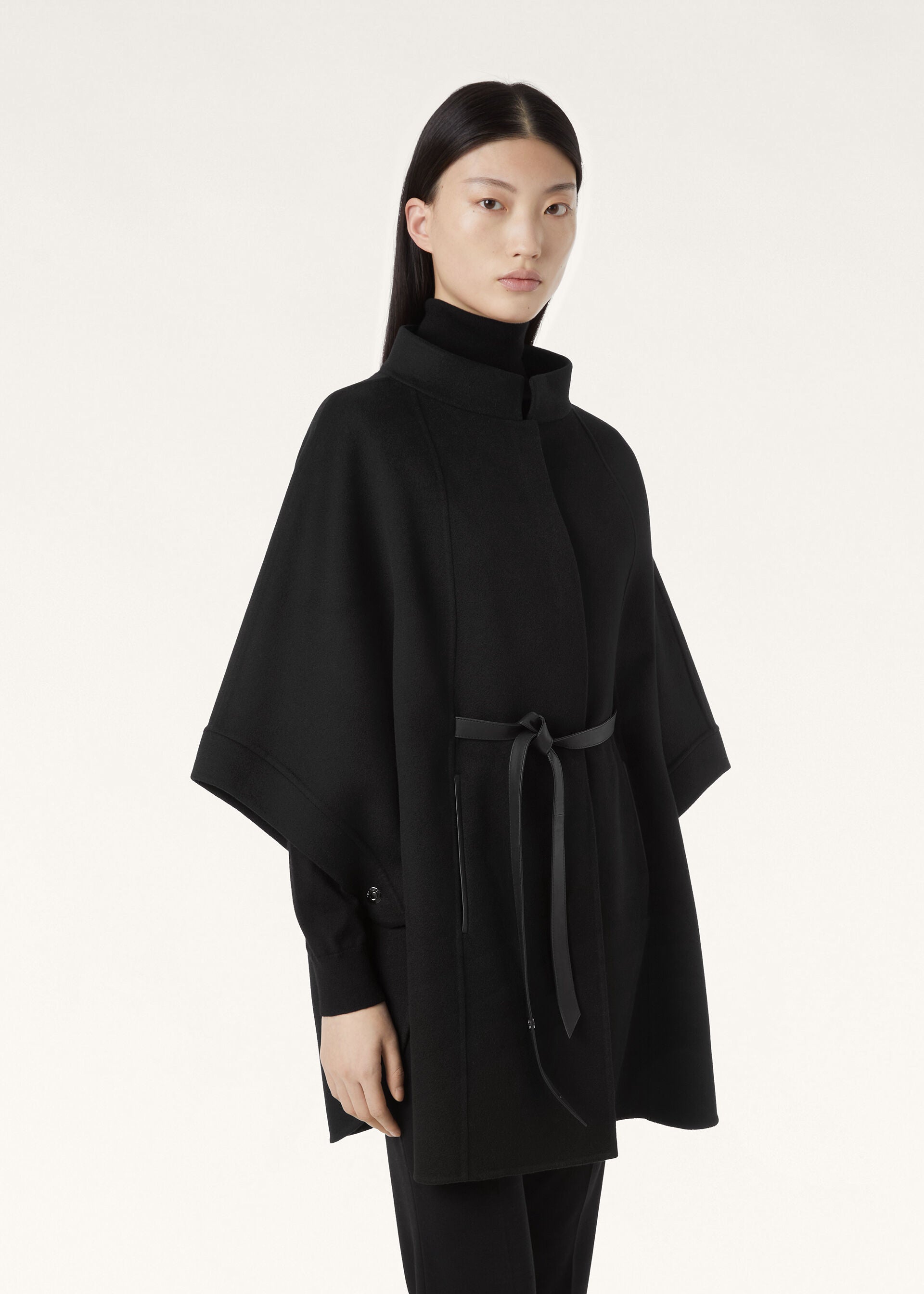 Salzburg Cape - Black
