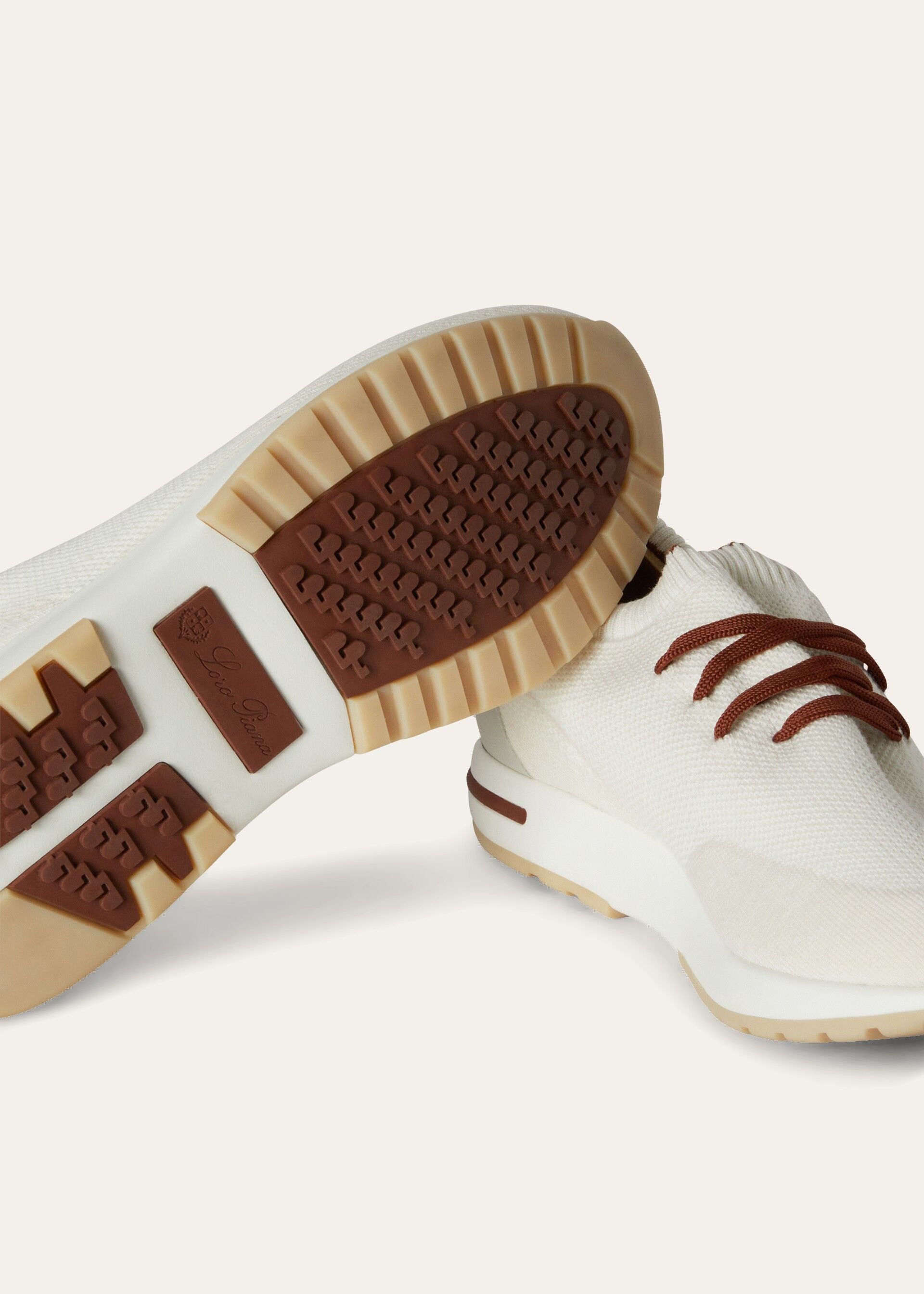 360 LP Flexy Walk Sneaker - White