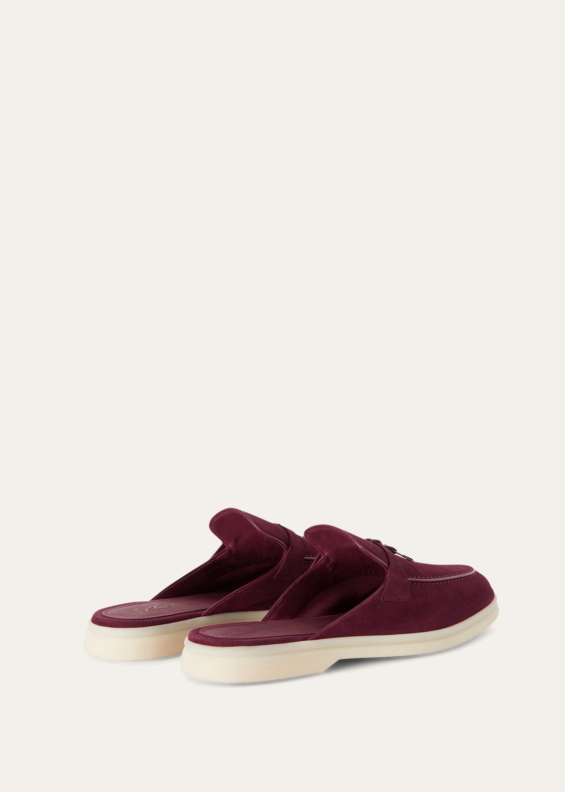 Charms Walk Babouche Loafer - Aguaje