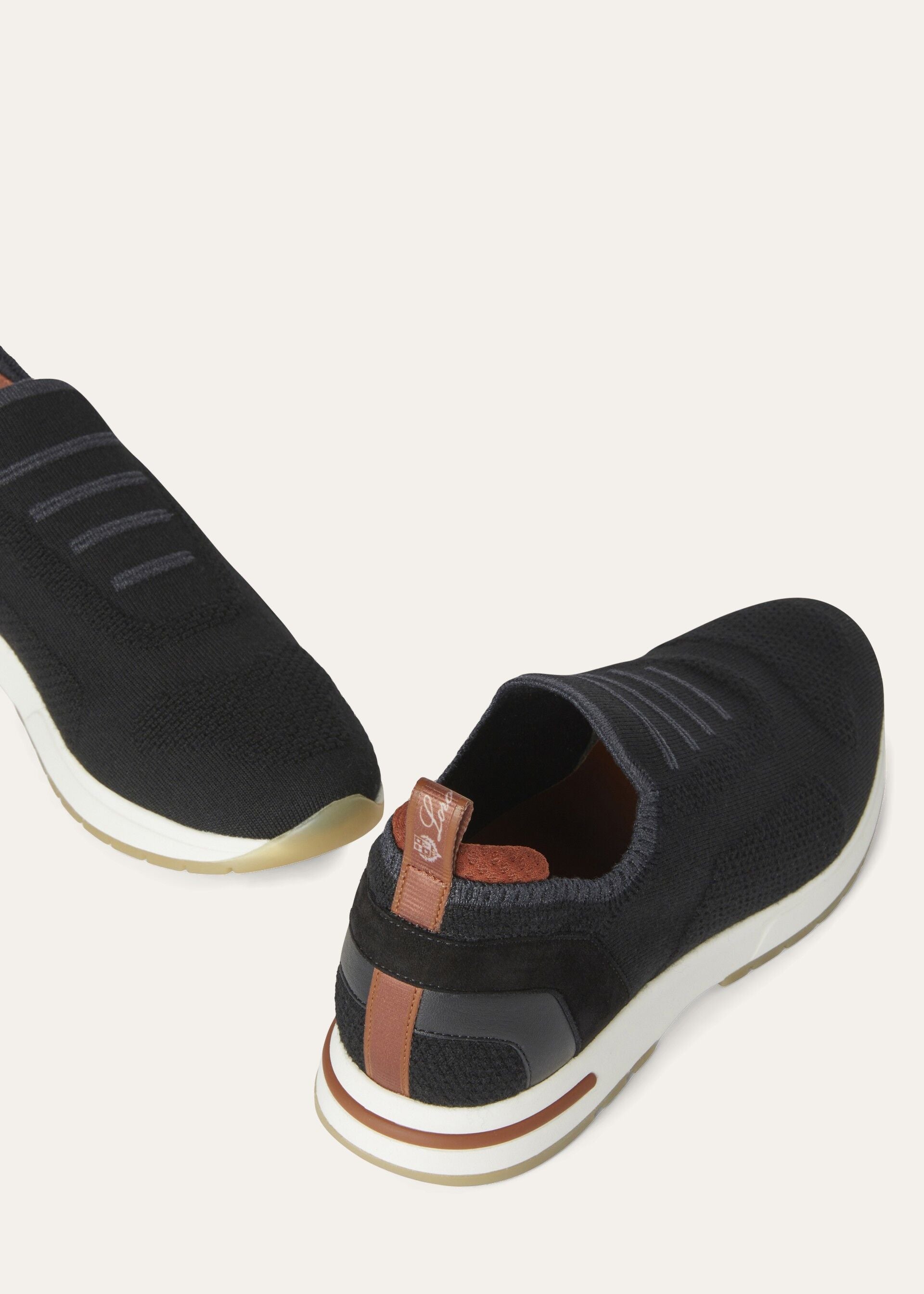 360 LP Flexy Walk Sneaker - Black