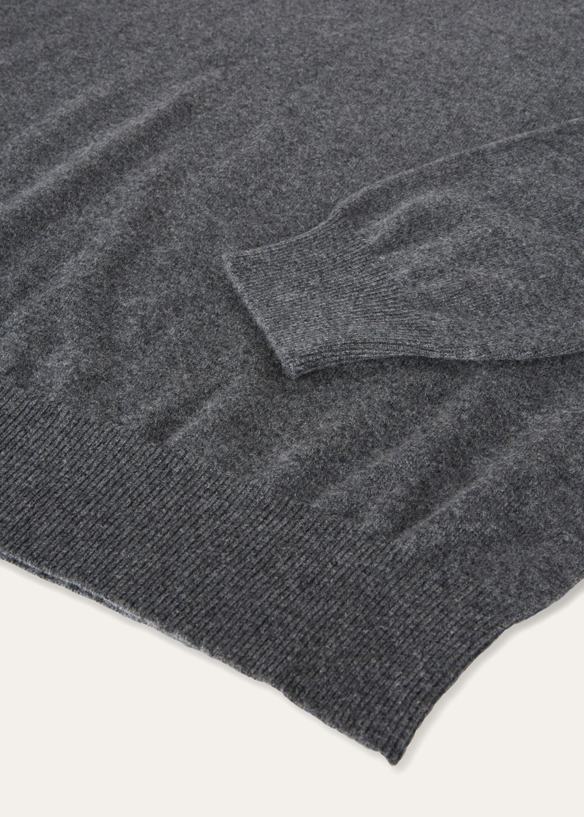 Classic V-Neck - Gray Melange