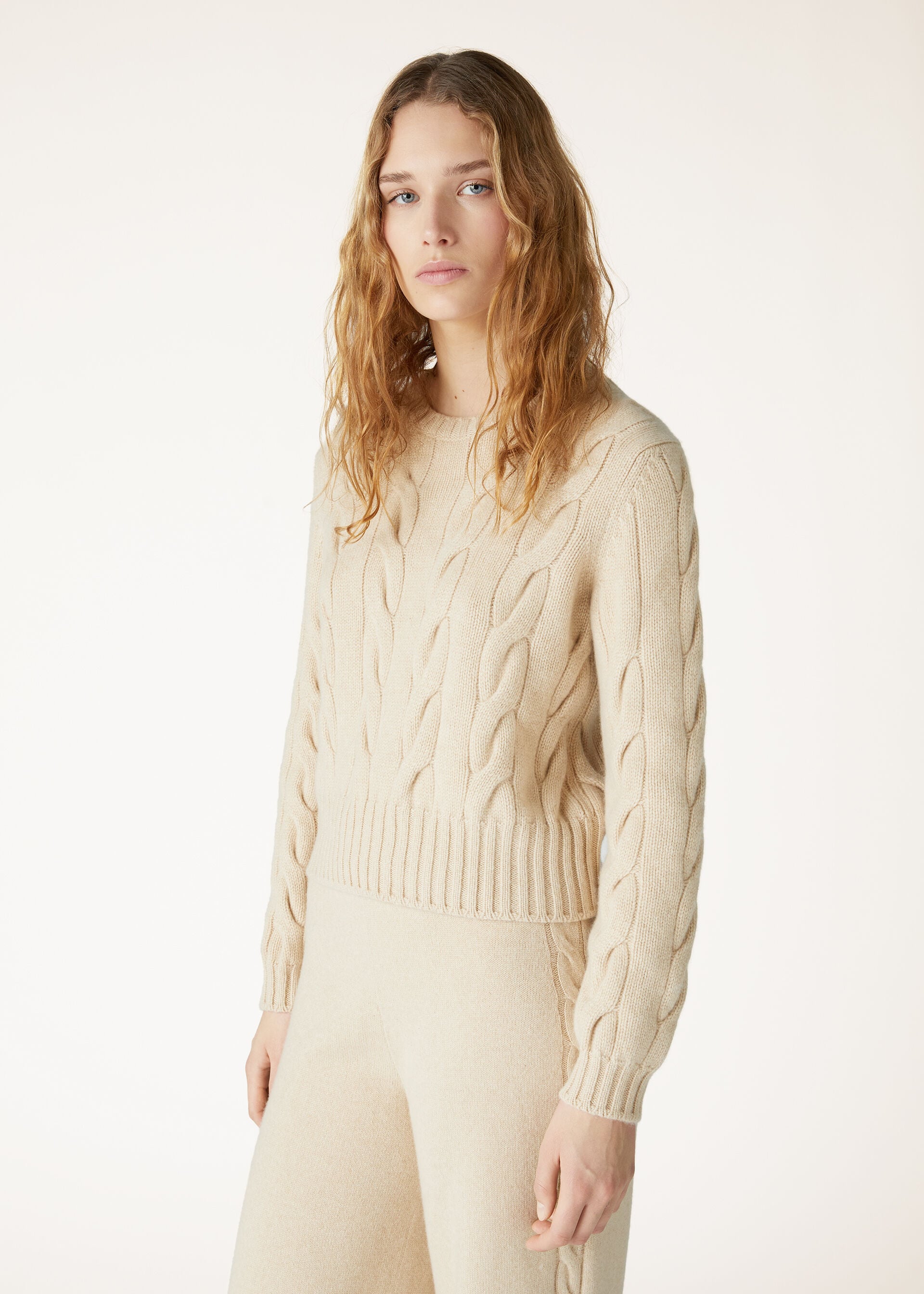 Napier Crewneck - Creamy Cashmere Melange