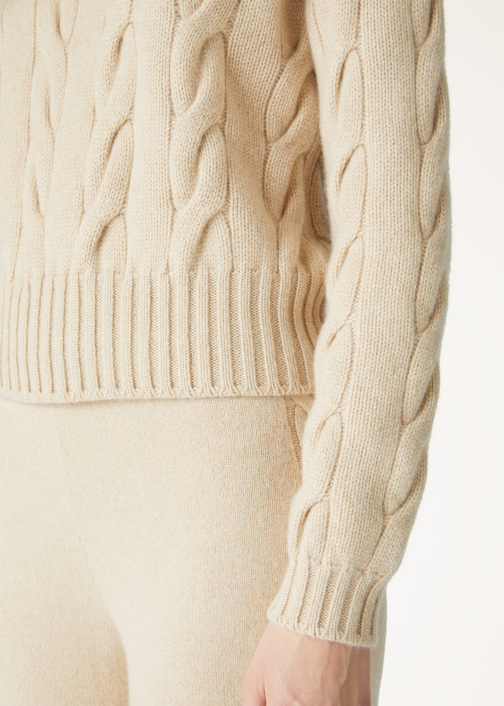 Napier Crewneck - Creamy Cashmere Melange