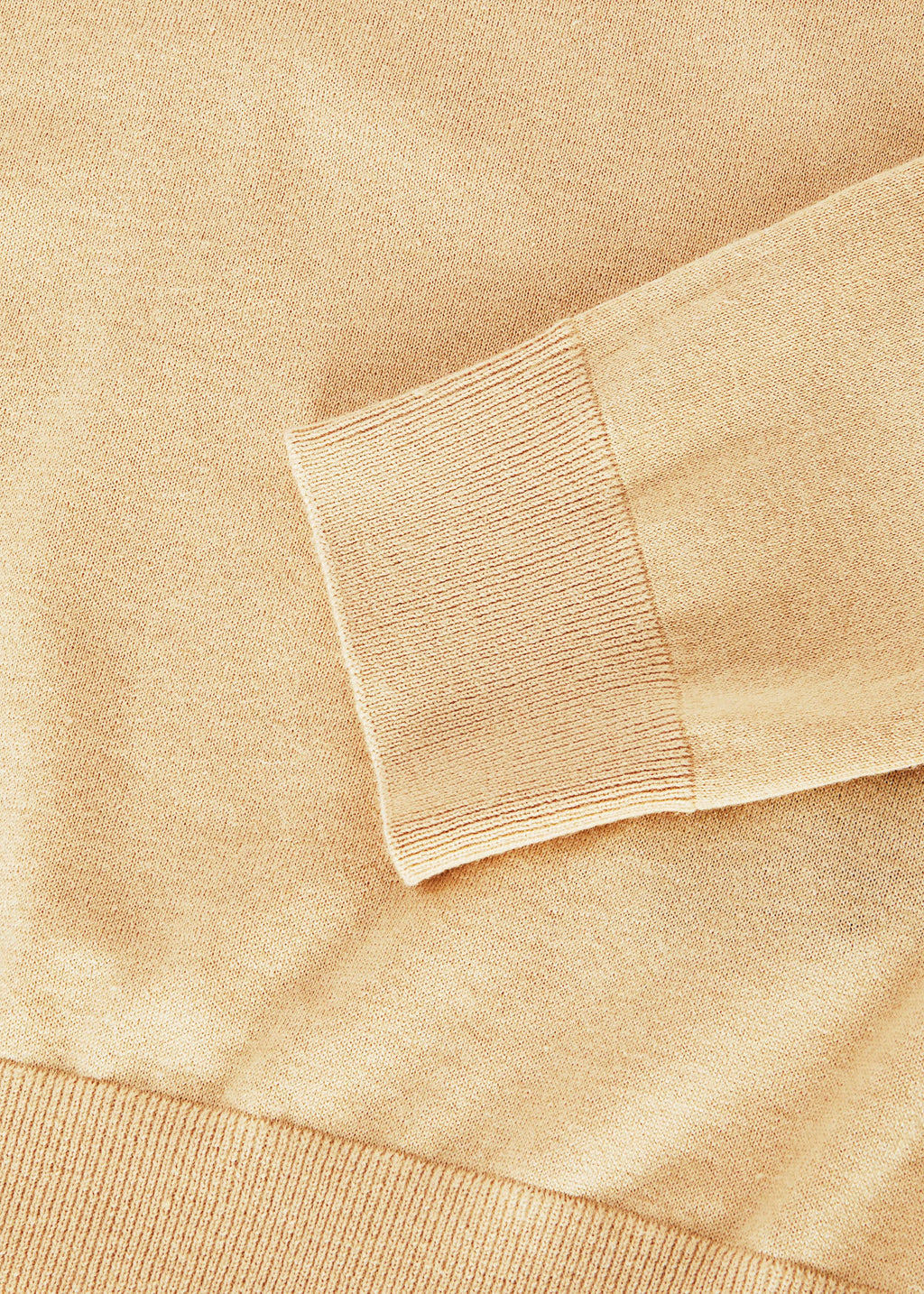 V-Neck - Natural Light Vicuna