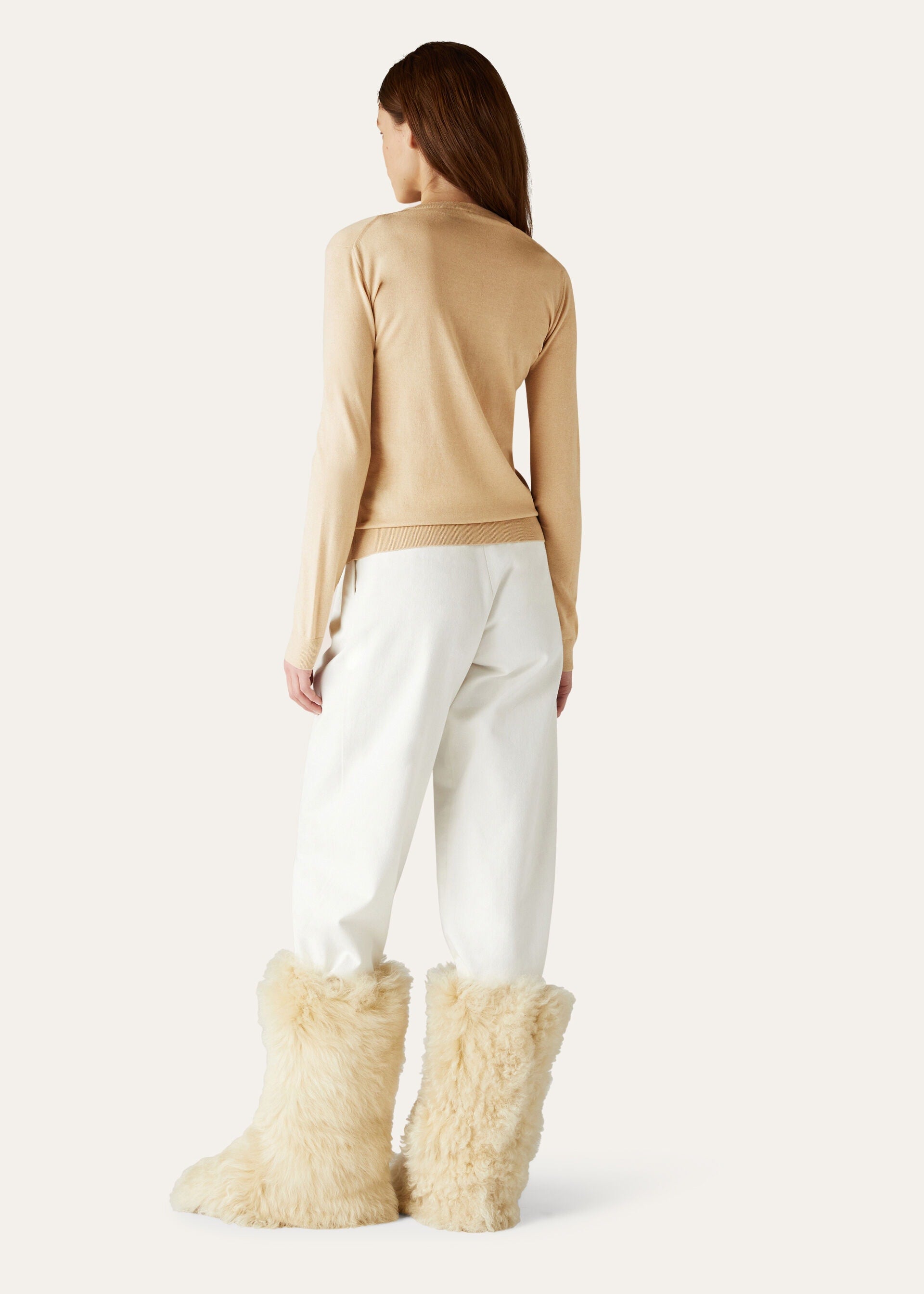 V-Neck - Natural Light Vicuna
