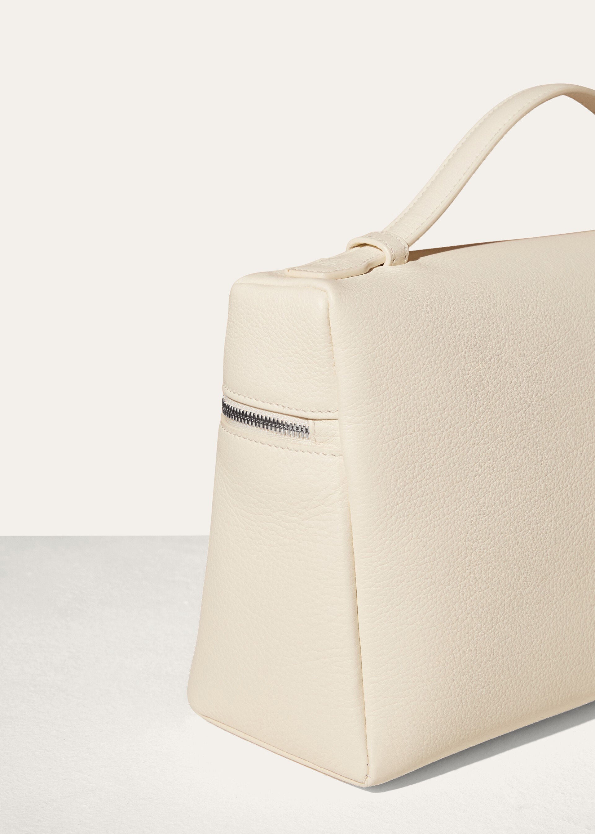 Extra Pocket L27 - Whisper White