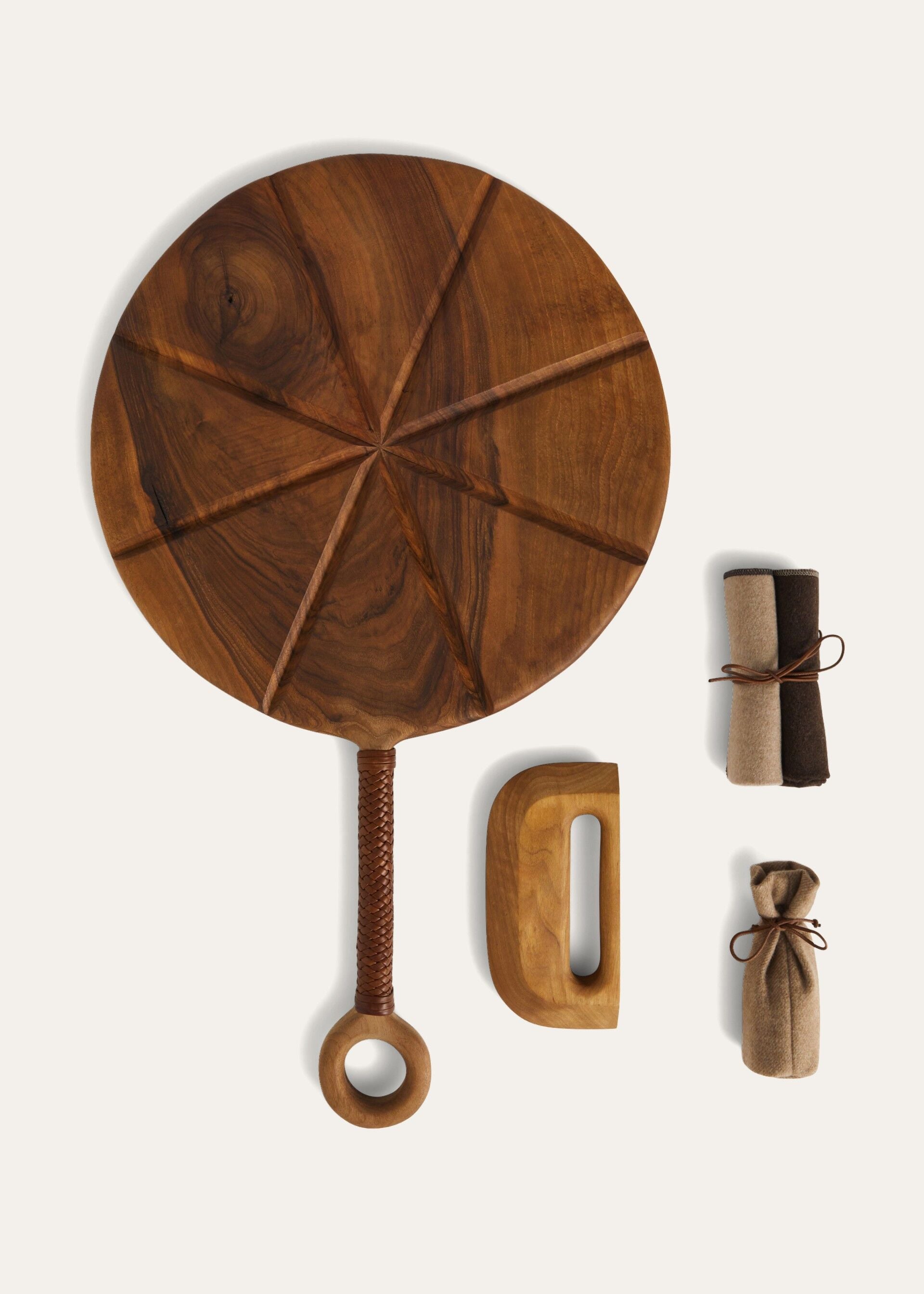 Pizza Cutting Board - Walnut