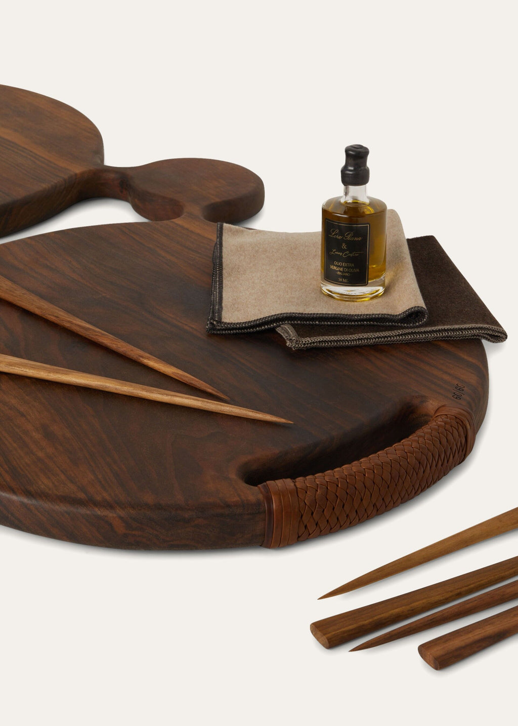 Hors d'Oeuvres Cutting Board - Walnut