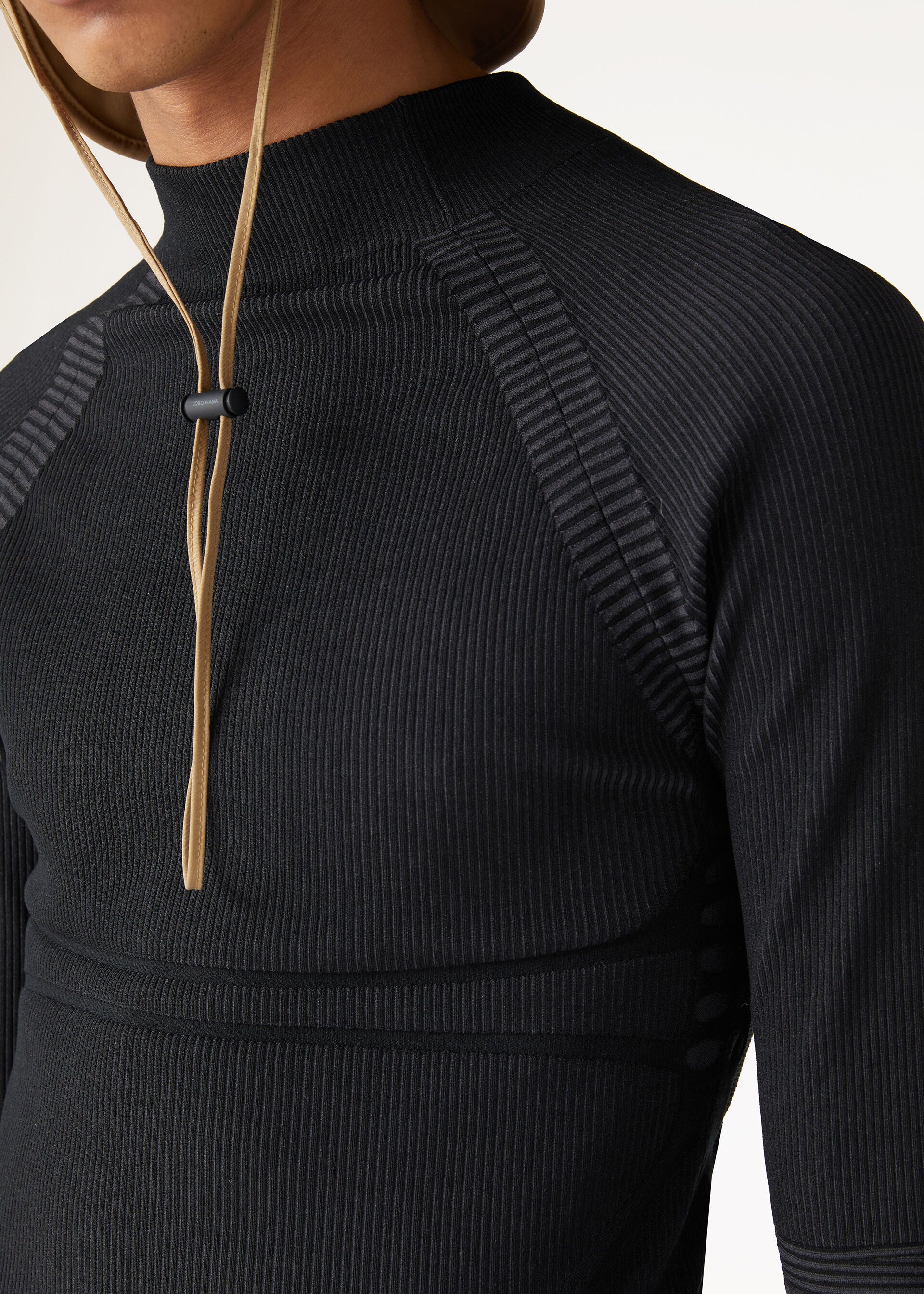 Lagorai Turtleneck - Black Sand