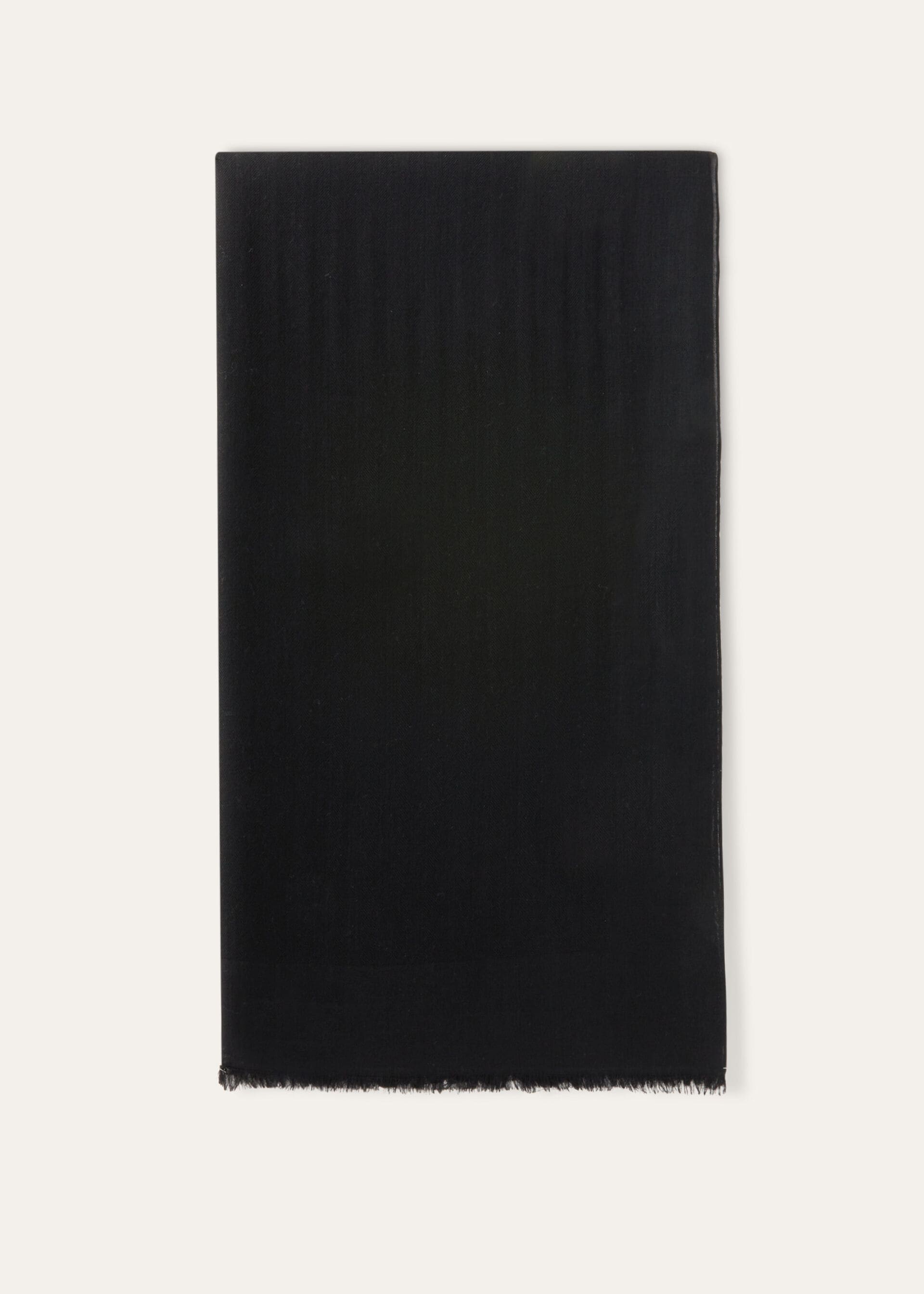 Maxi Crest Stole - Black