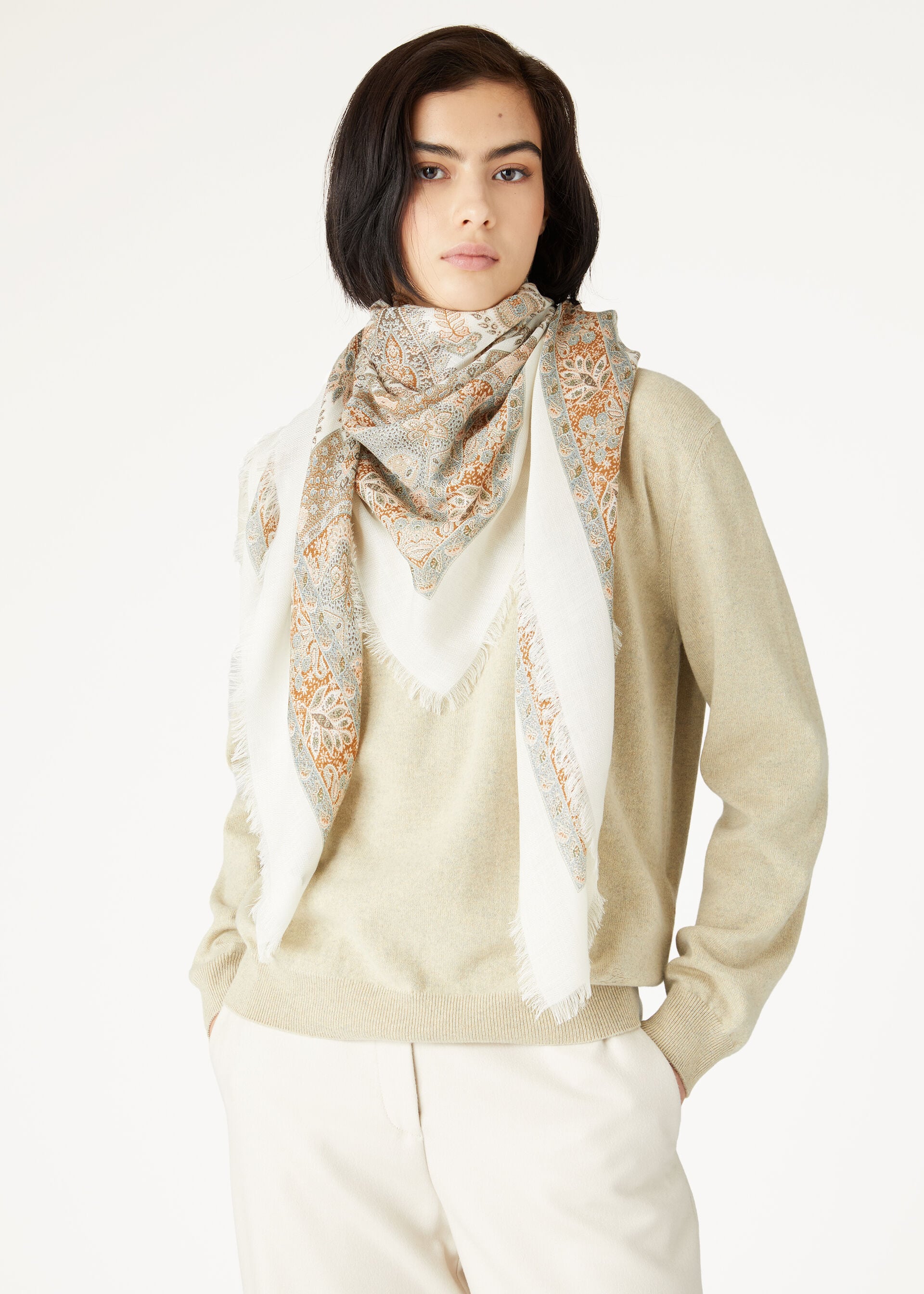 Yoyogi Shawl - White/Moss/Rust