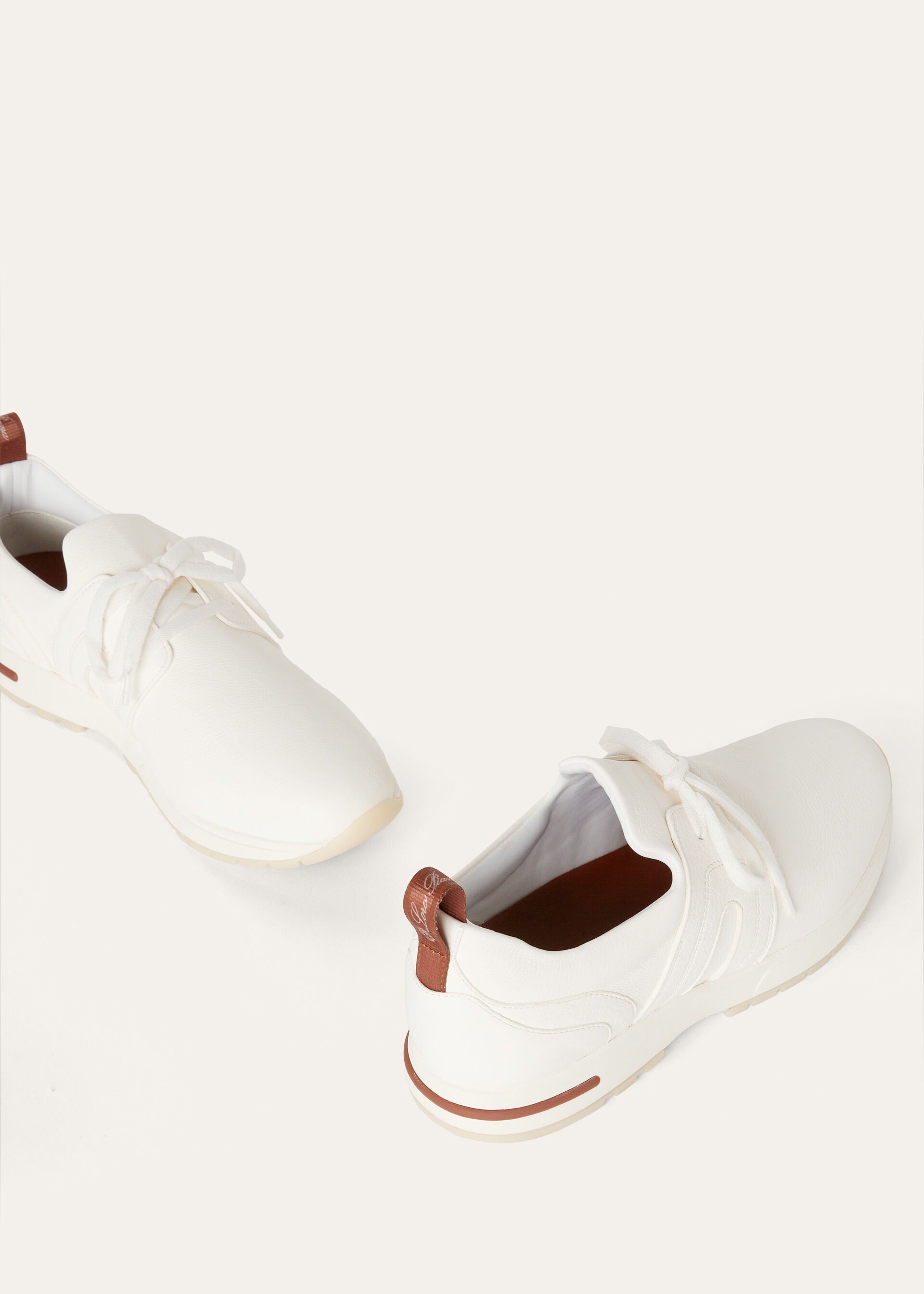 360 LP Flexy Walk Sneaker - White