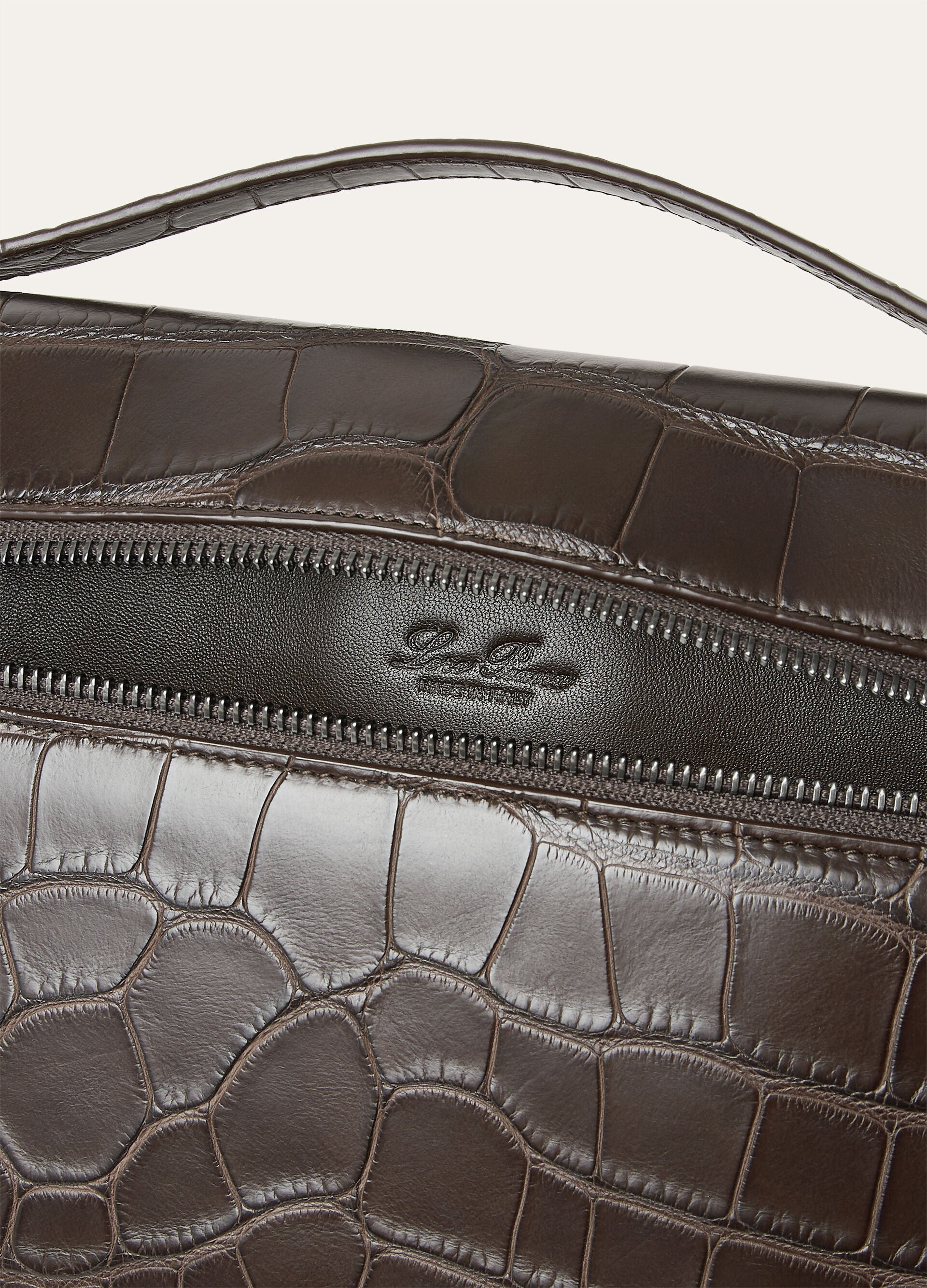 Extra Pouch L29 - Dark Chocolate Licorice/Onyx