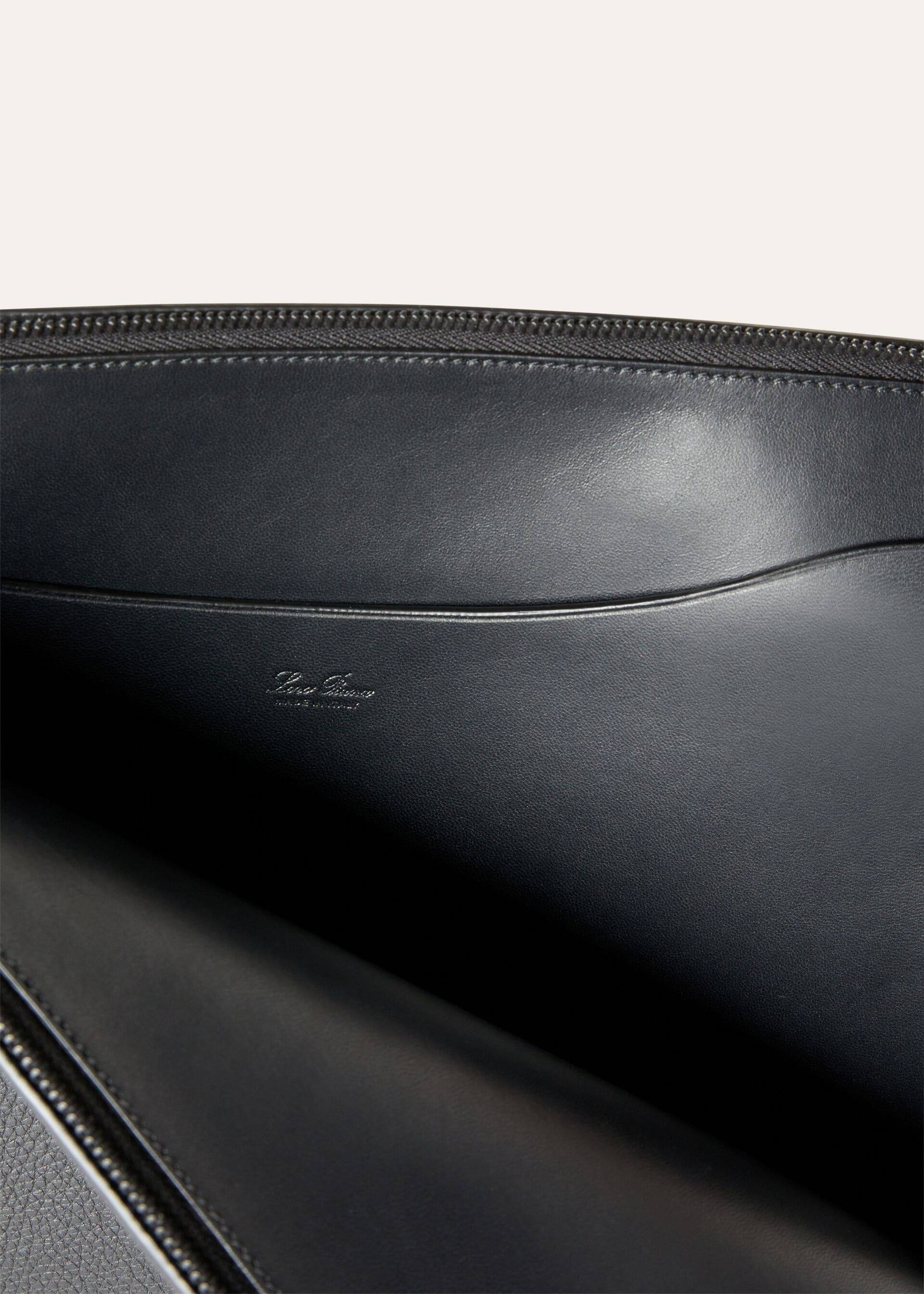 Extra Pouch A4 - Black/Black Matt