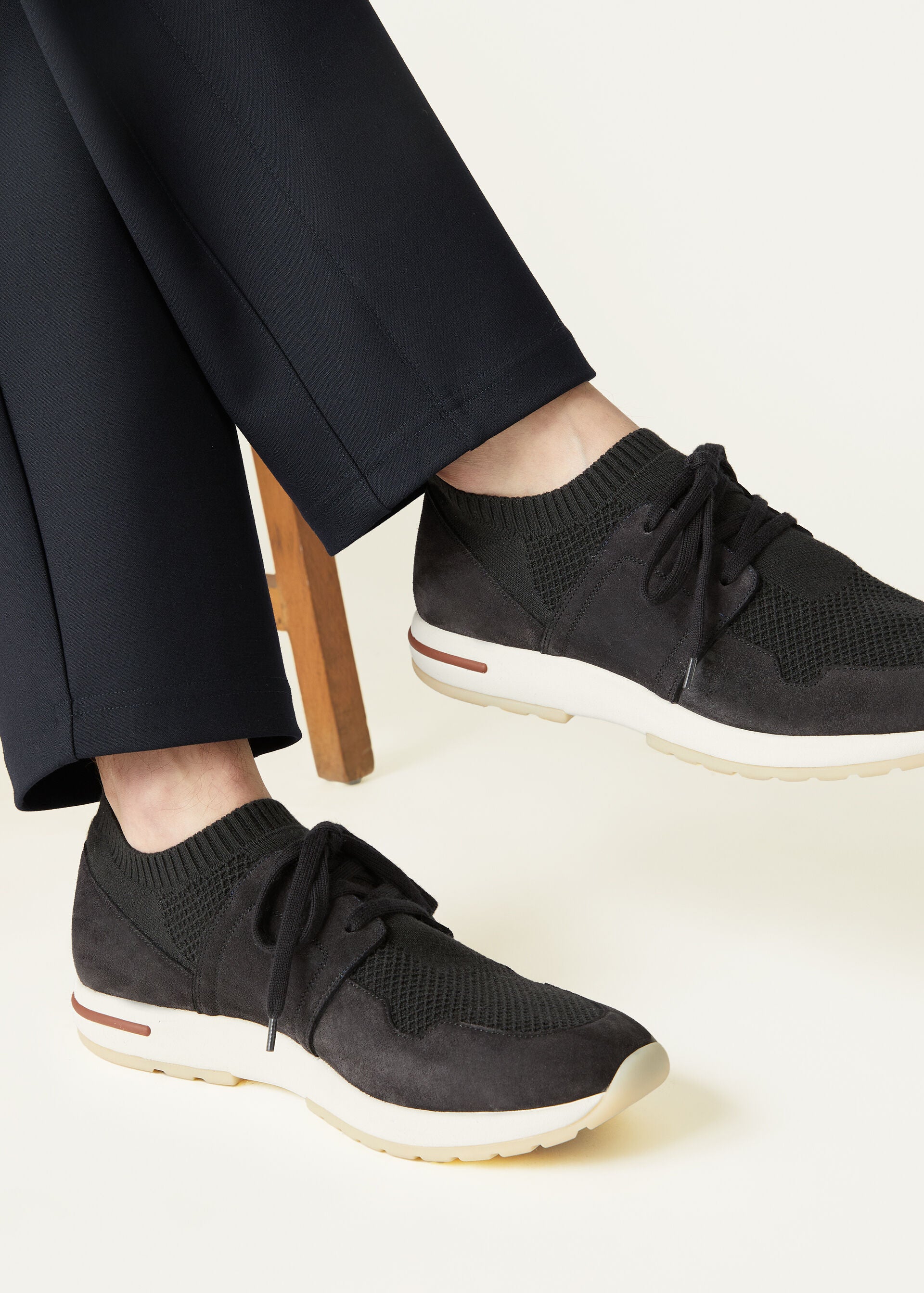 360 LP Flexy Walk Sneaker - Caviar