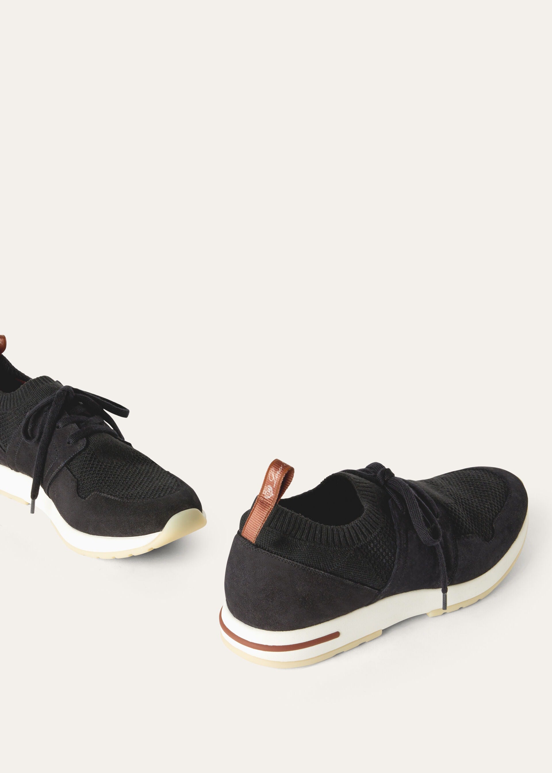 360 LP Flexy Walk Sneaker - Caviar