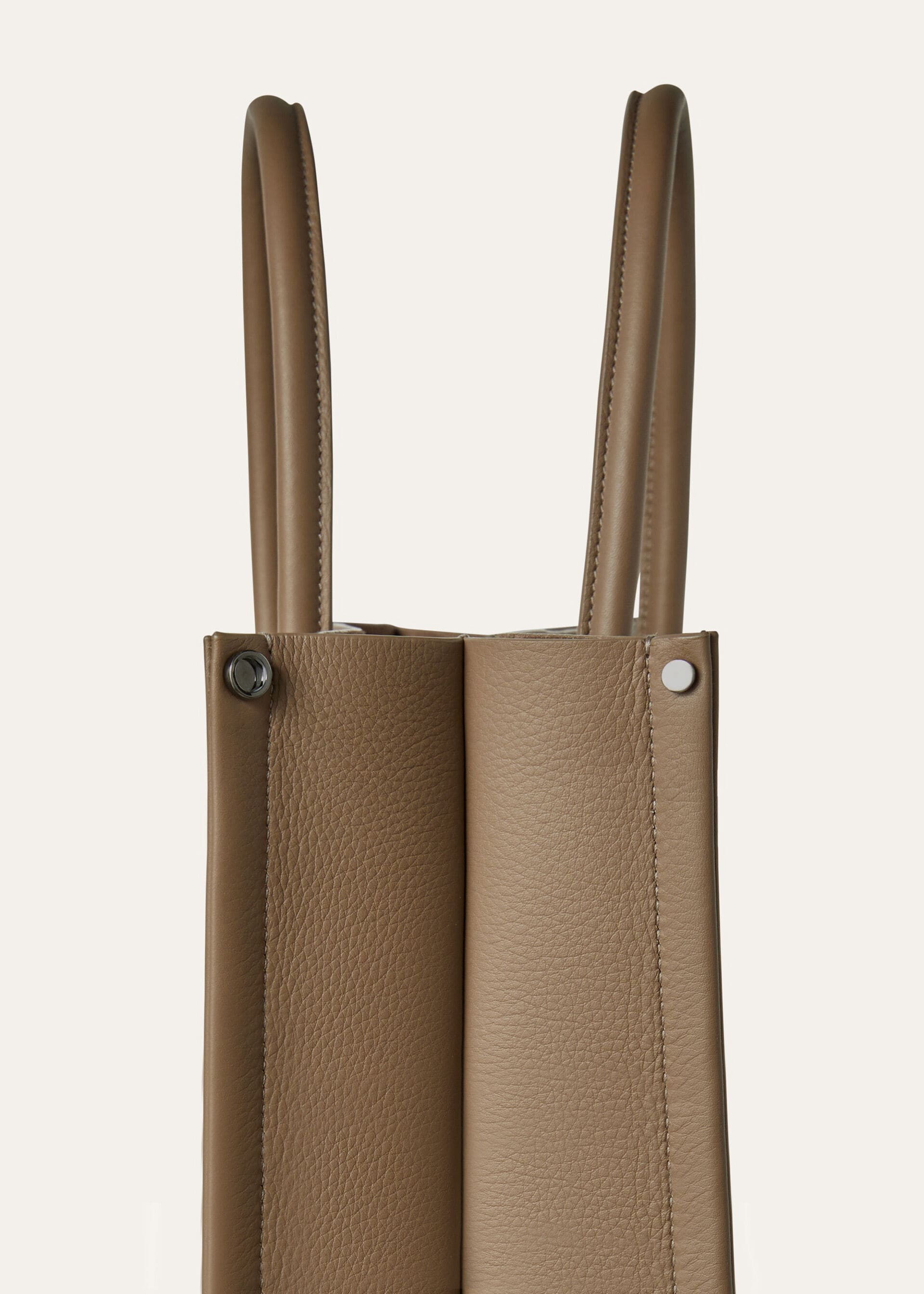 Large Beam tote - Warm Mastic/Onyx