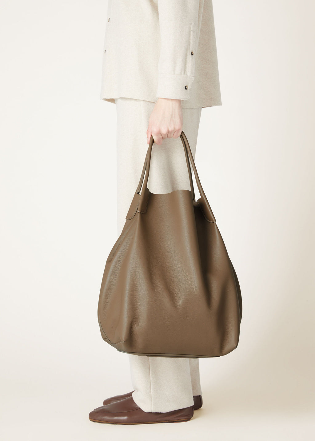 Extra Large Bale Hobo bag - Warm Mastic/Onyx