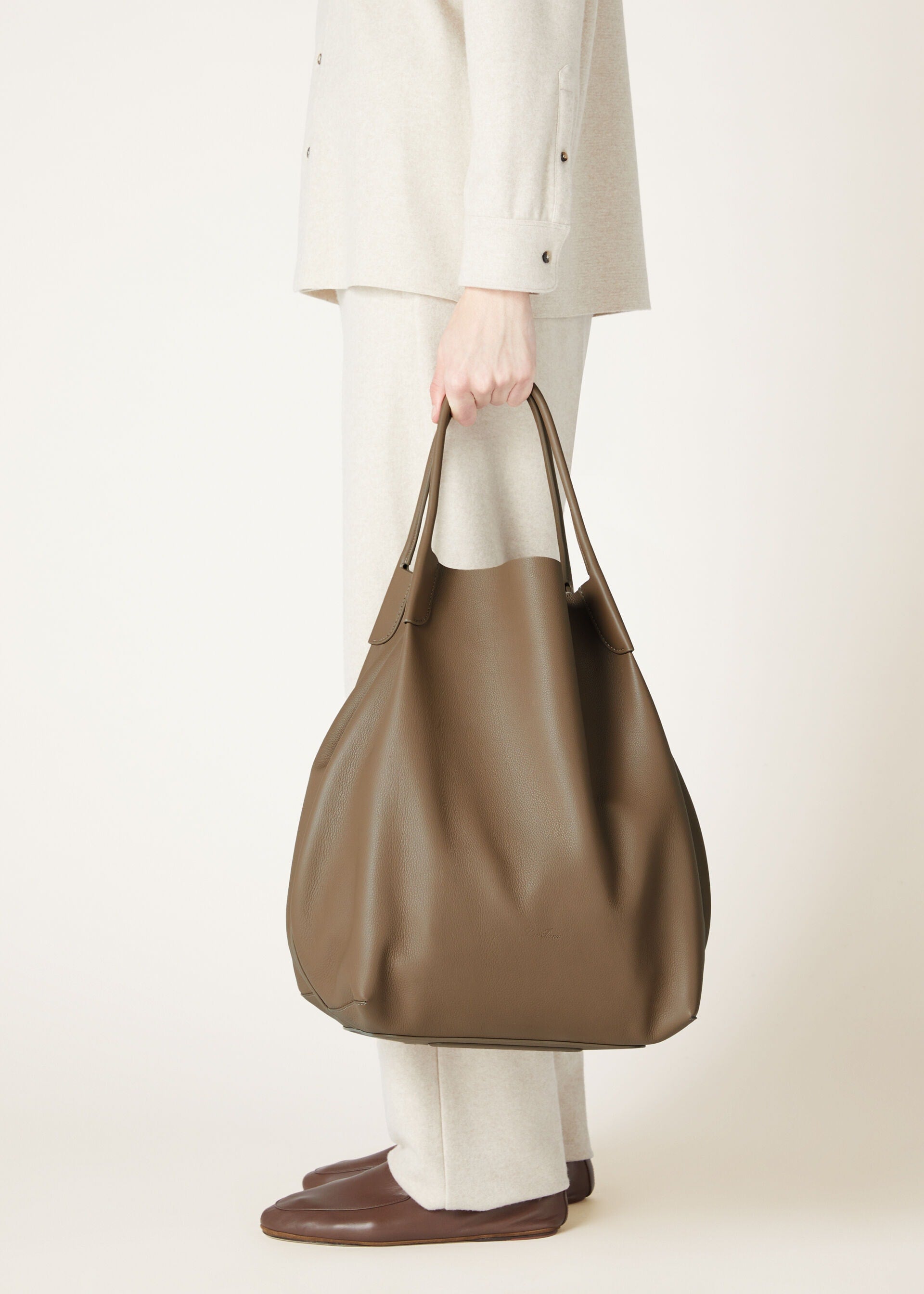 Extra Large Bale Hobo bag - Warm Mastic/Onyx