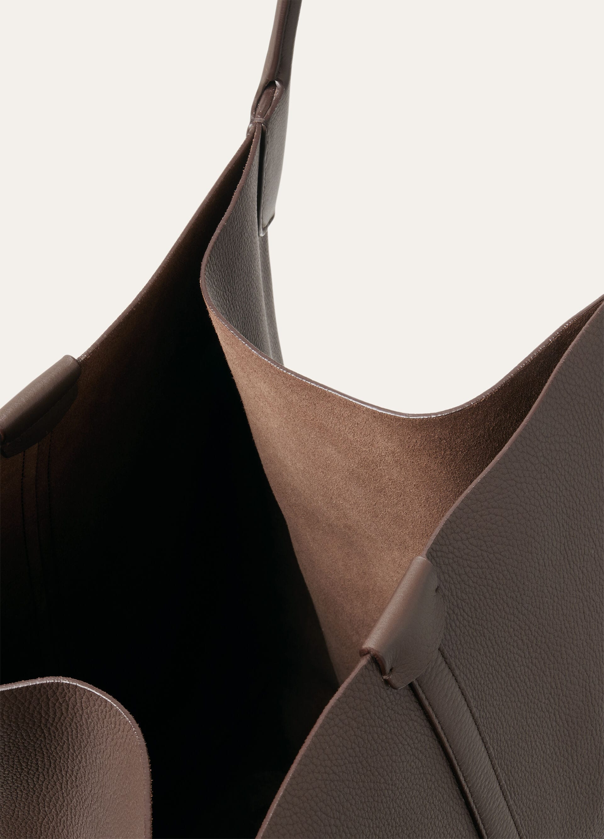 Extra Large Bale Hobo bag - Dark Chocolate Licorice/Onyx