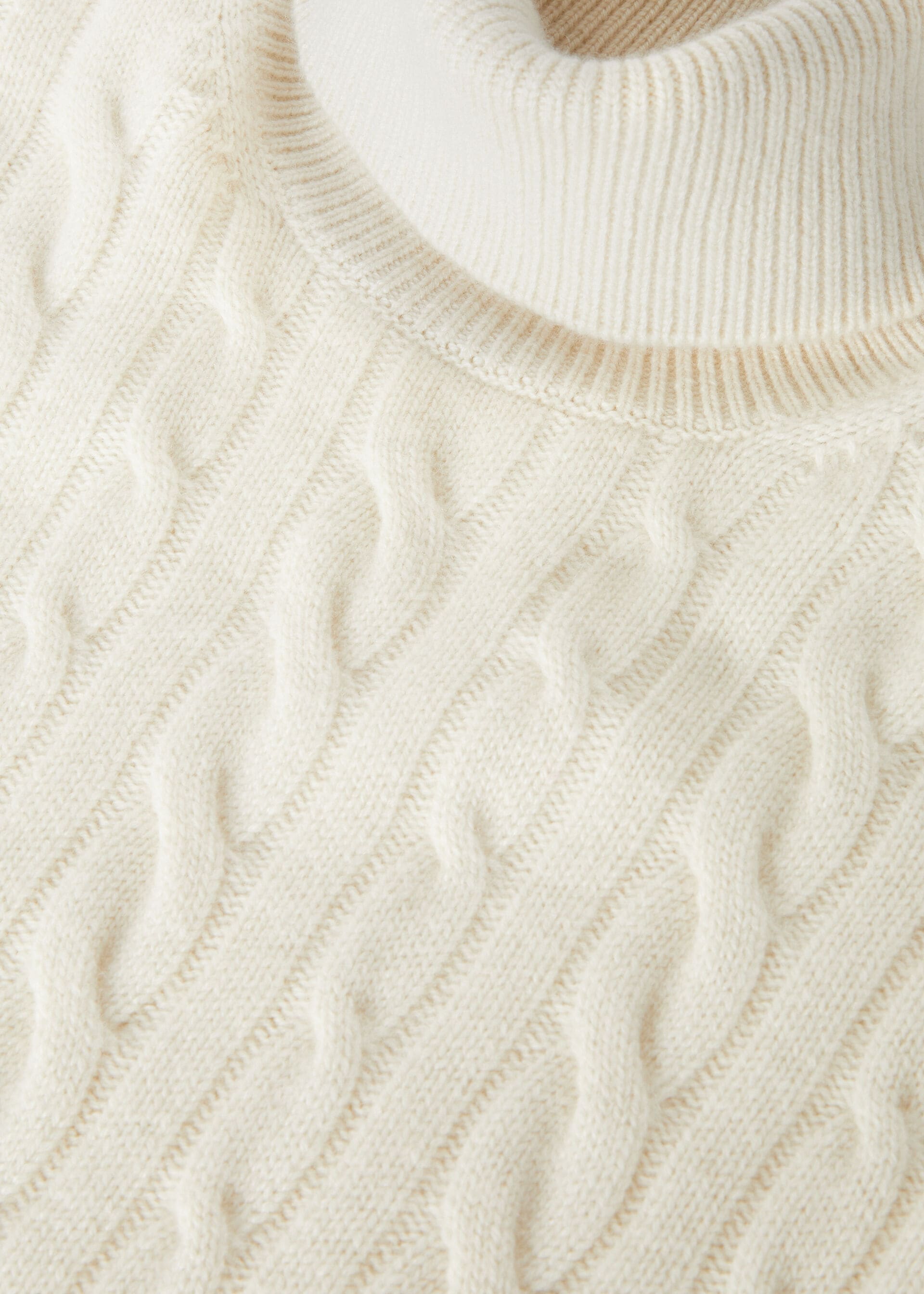 Jubilee Turtleneck - Pure Jubilee
