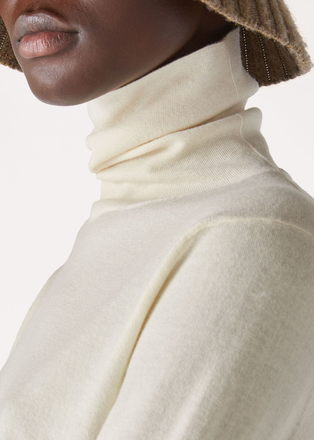 Jubilee Turtleneck - Pure Jubilee