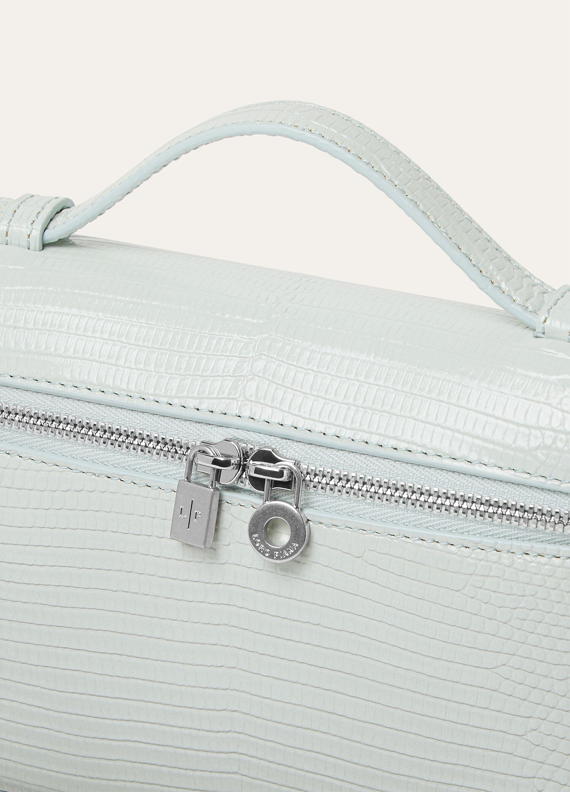 Extra Pocket L19 - Sky Breeze/Antique Silver