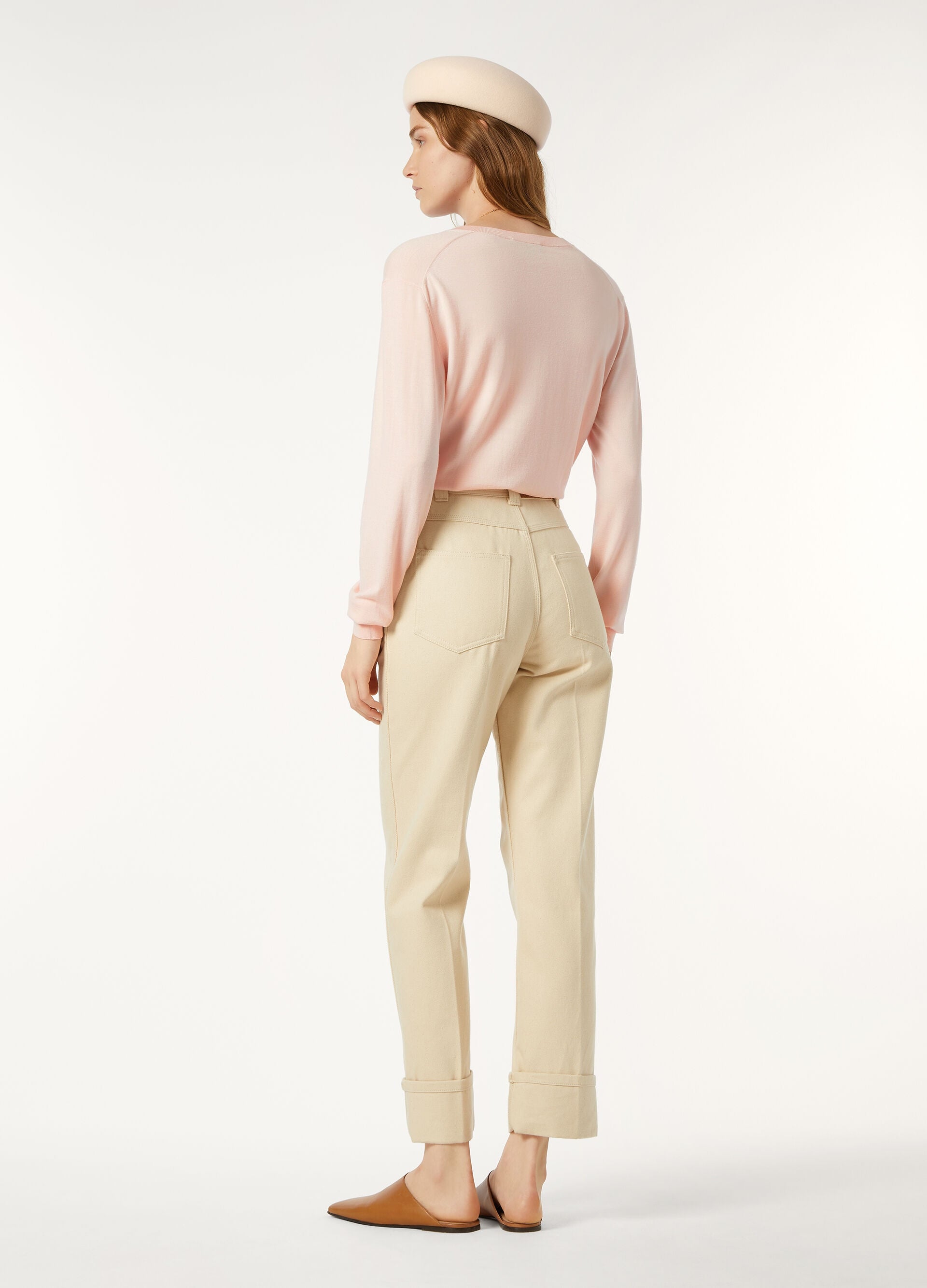 Royal Lightness™ V-Neck - Fluffy Pink