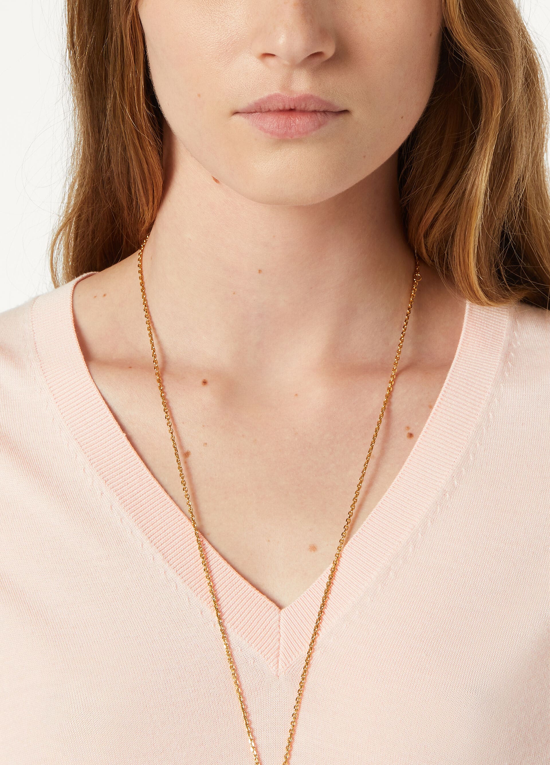 Royal Lightness™ V-Neck - Fluffy Pink
