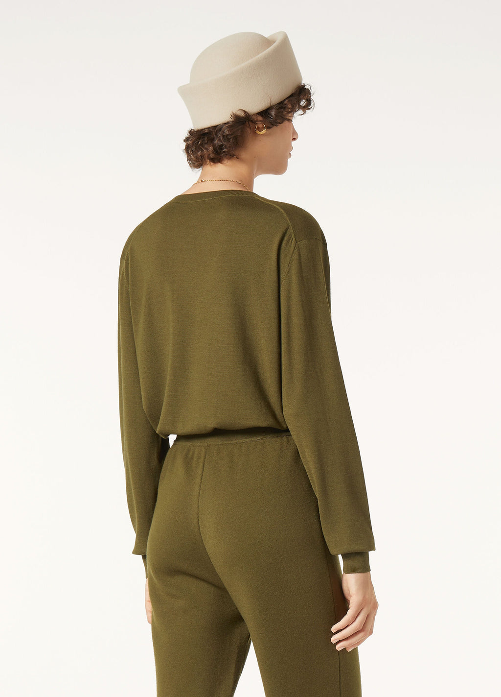 Royal Lightness™ V-Neck - Fern Meadow