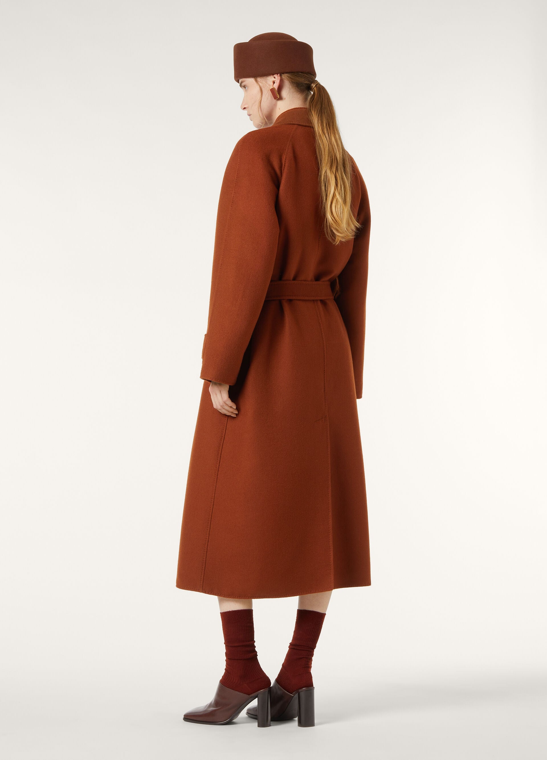 Foster Coat - Sanguine Pencil