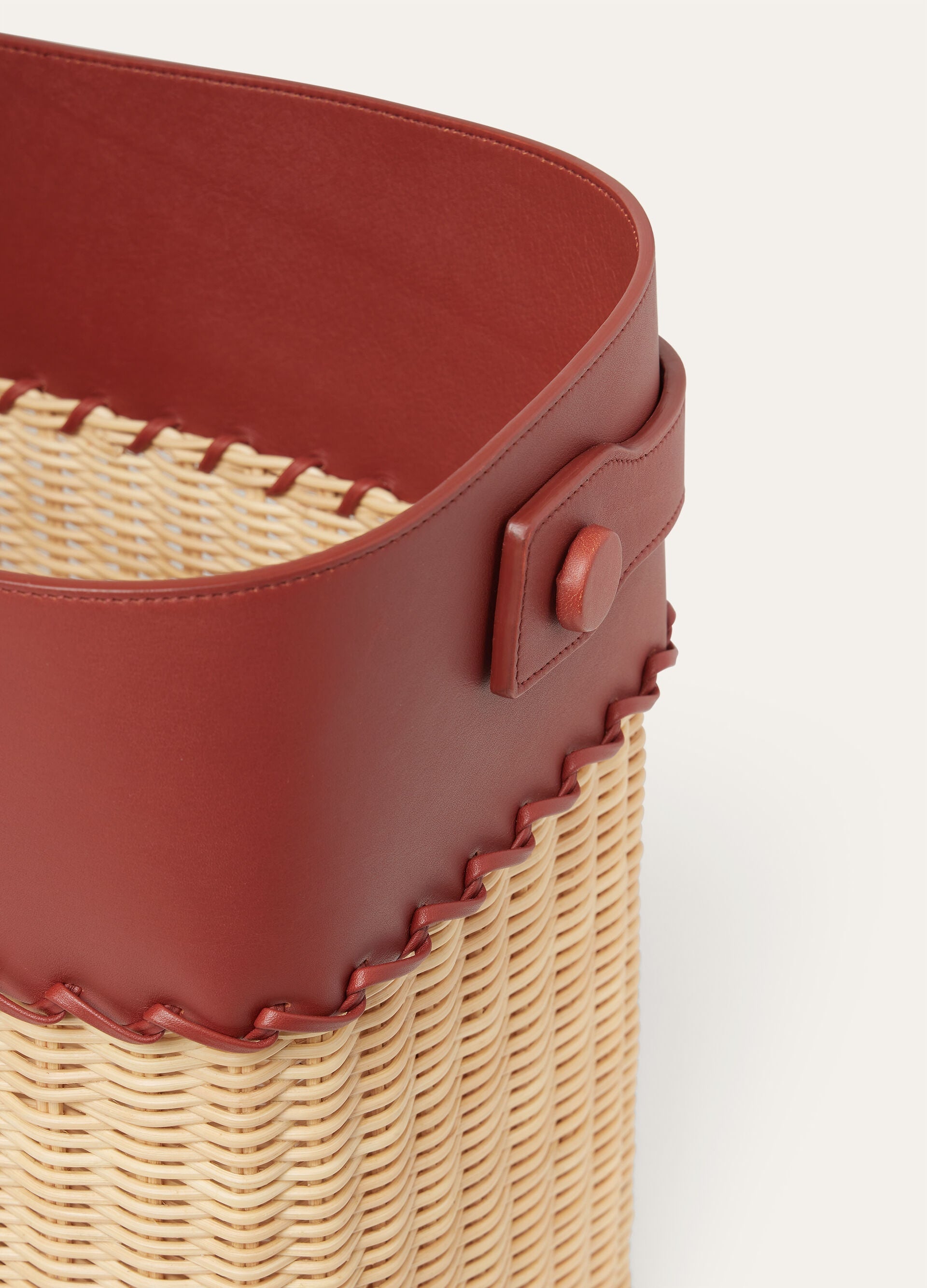 Magazine Holder - Malt/Deep Kummel