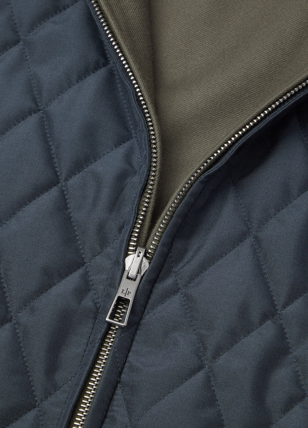 Grian The Gift of Kings® Vest - Reed Green/Navy Blue