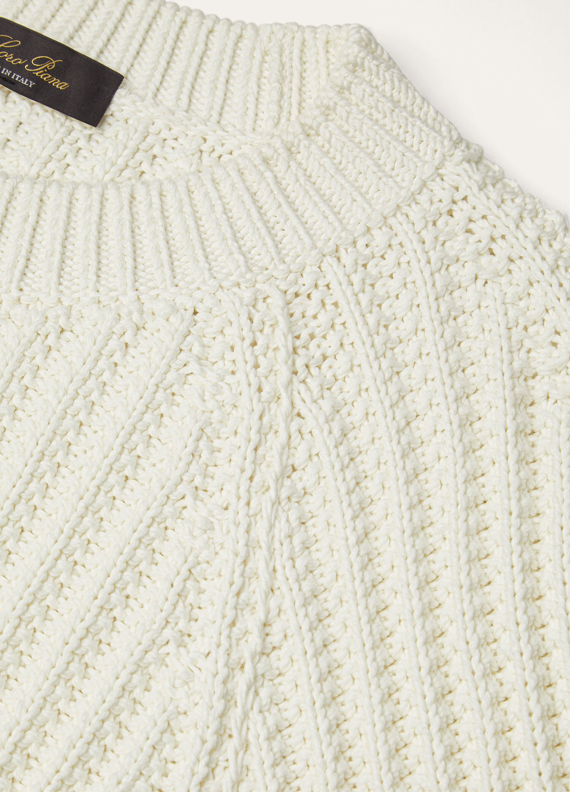 Moltrasio Crewneck - White