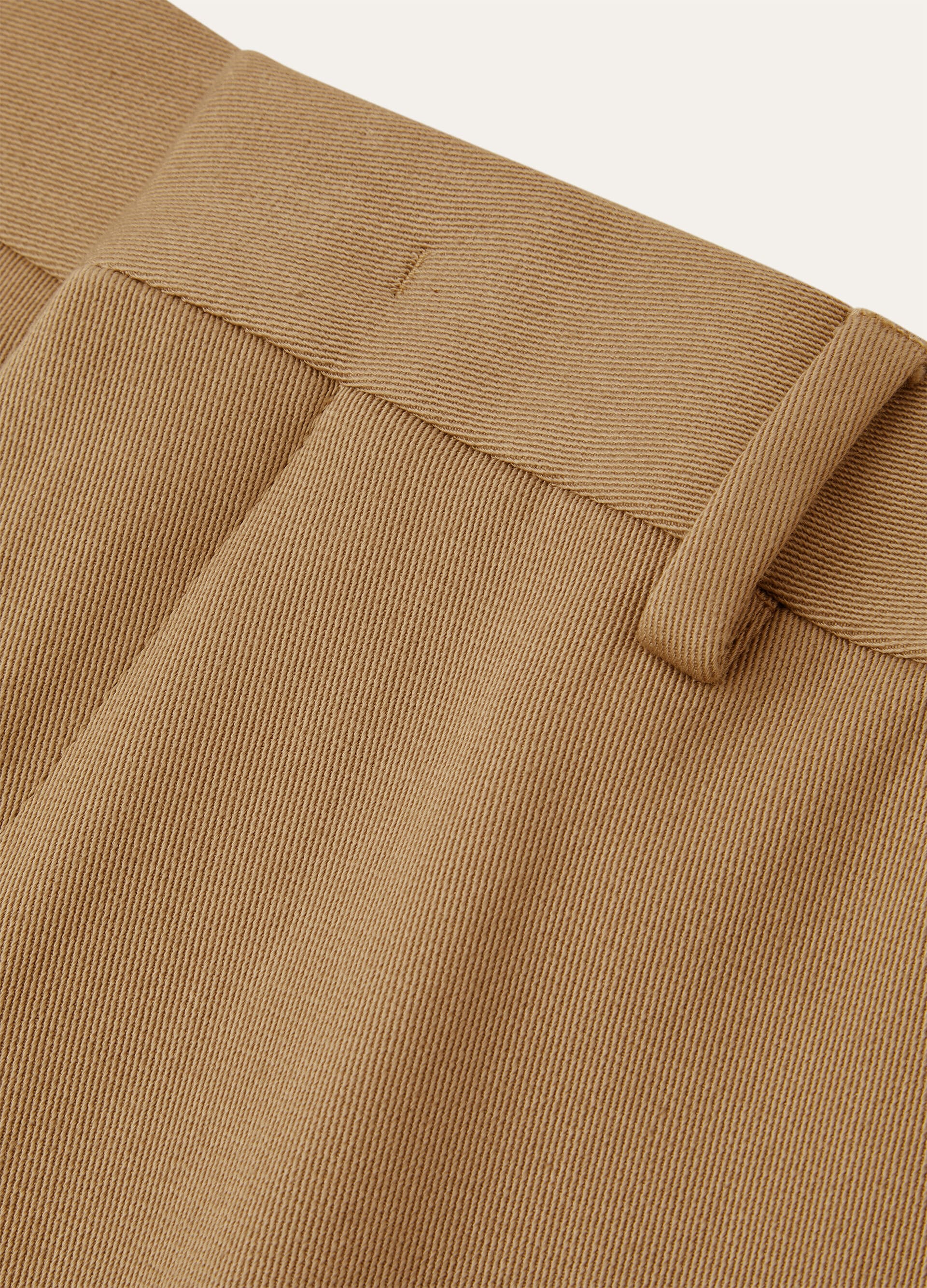 Jarno Bermuda Shorts - Liquorice Toffee