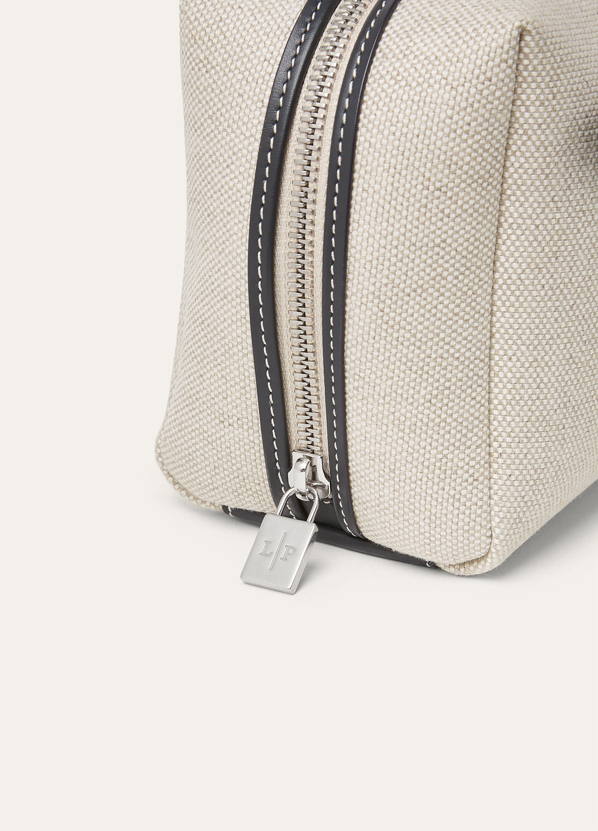 Medium Extra Travel Pouch - Natural-Stonehenge/Antique Silver