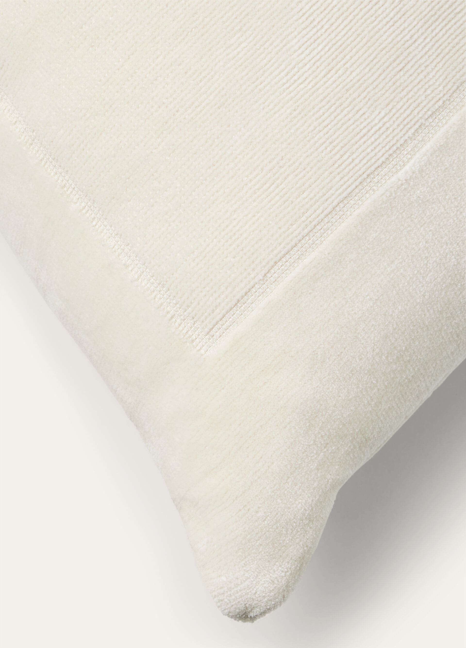 Crest Beach Pillow - Nougat