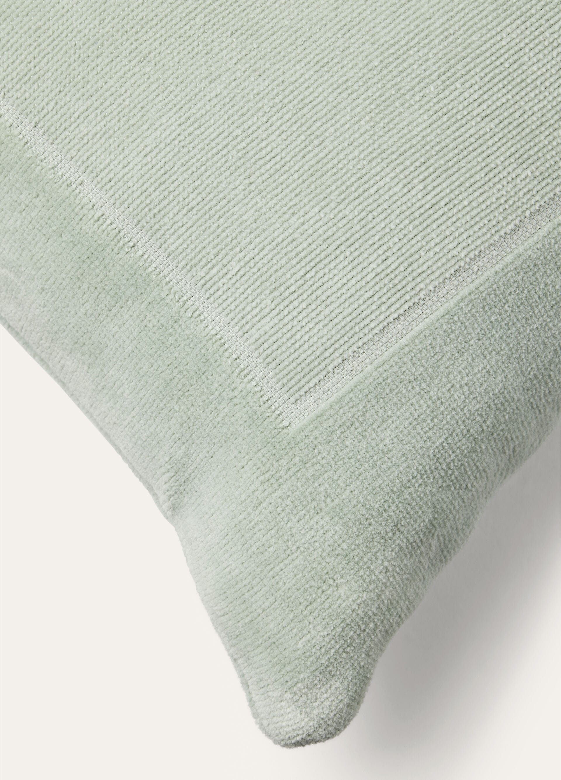 Crest Beach Pillow - Pale Mint