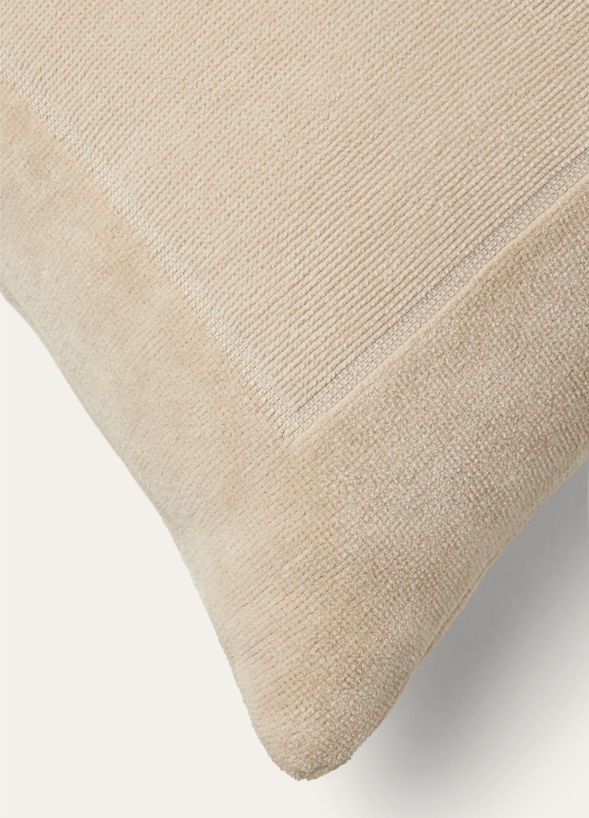 Crest Beach Pillow - Zen