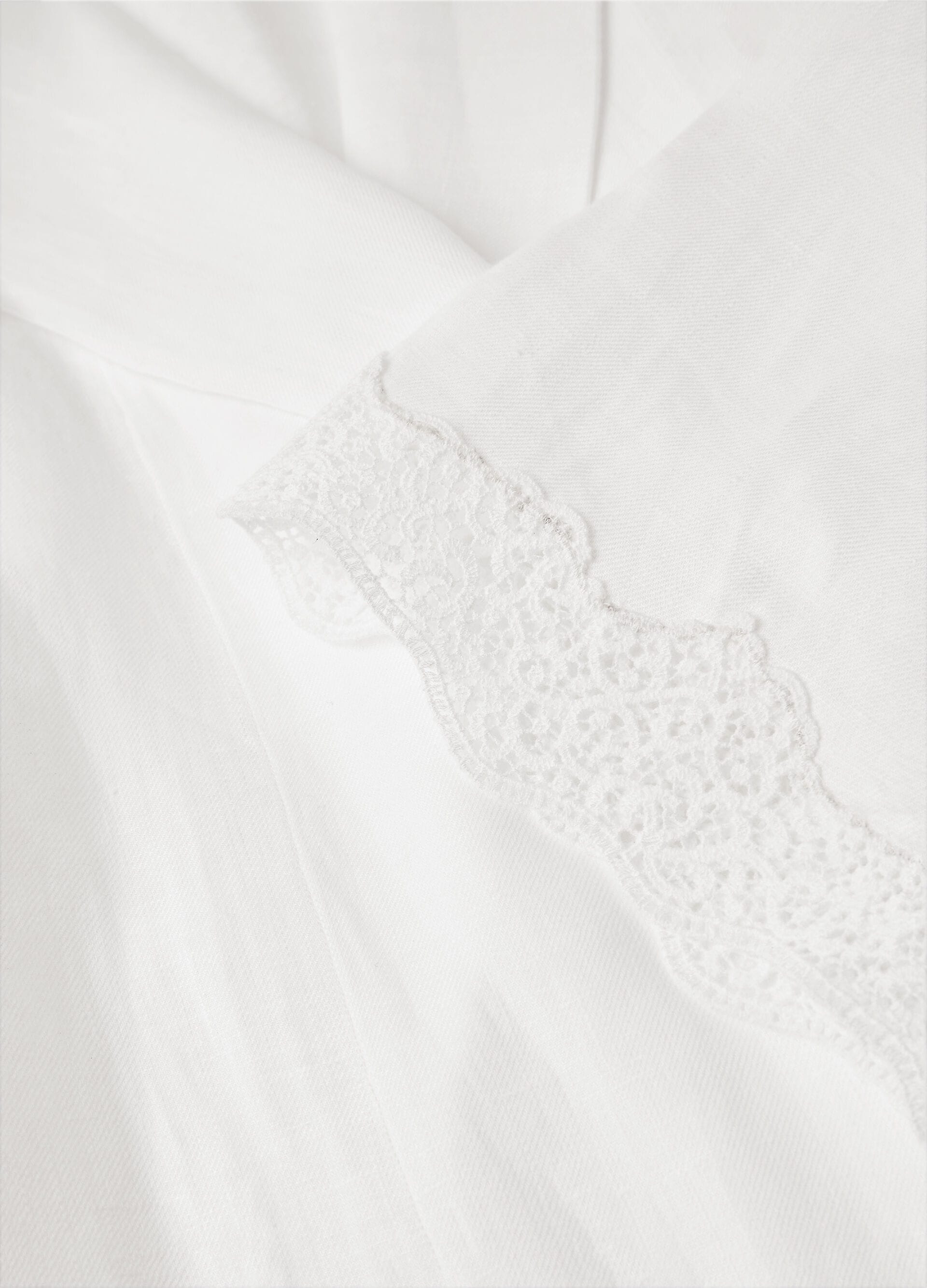 Braxton Robe - White