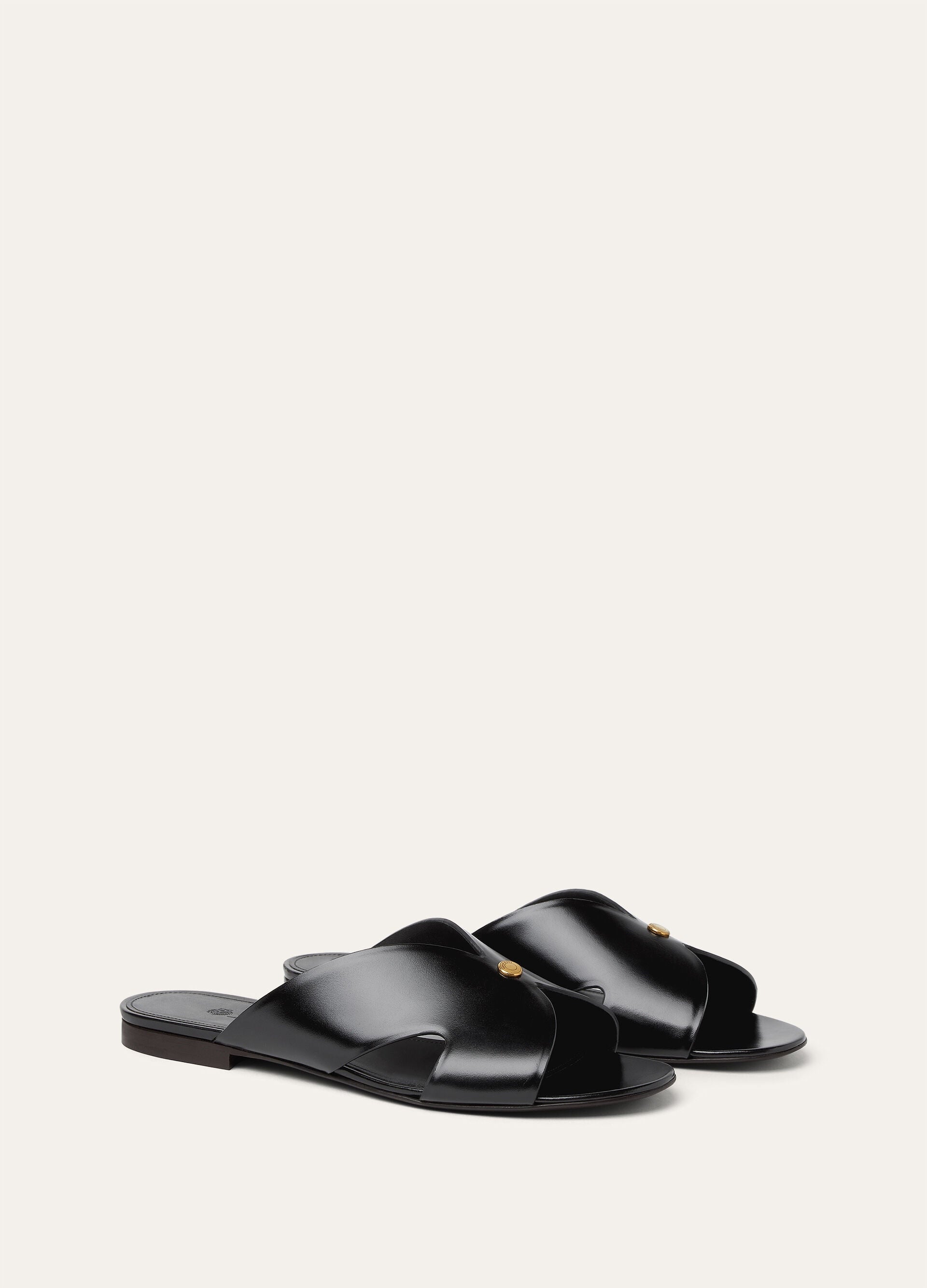 Vera Sandal - Black