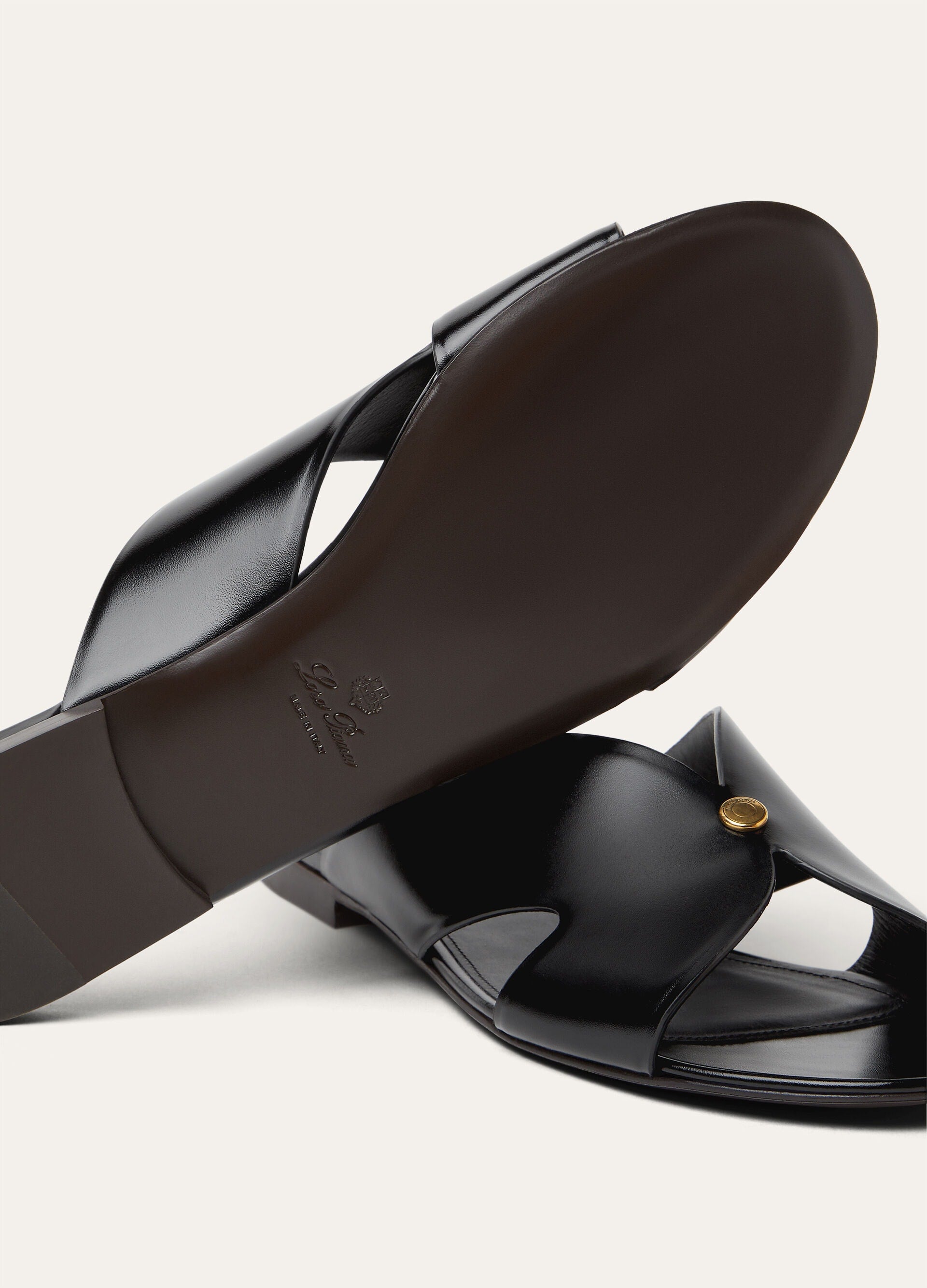 Vera Sandal - Black