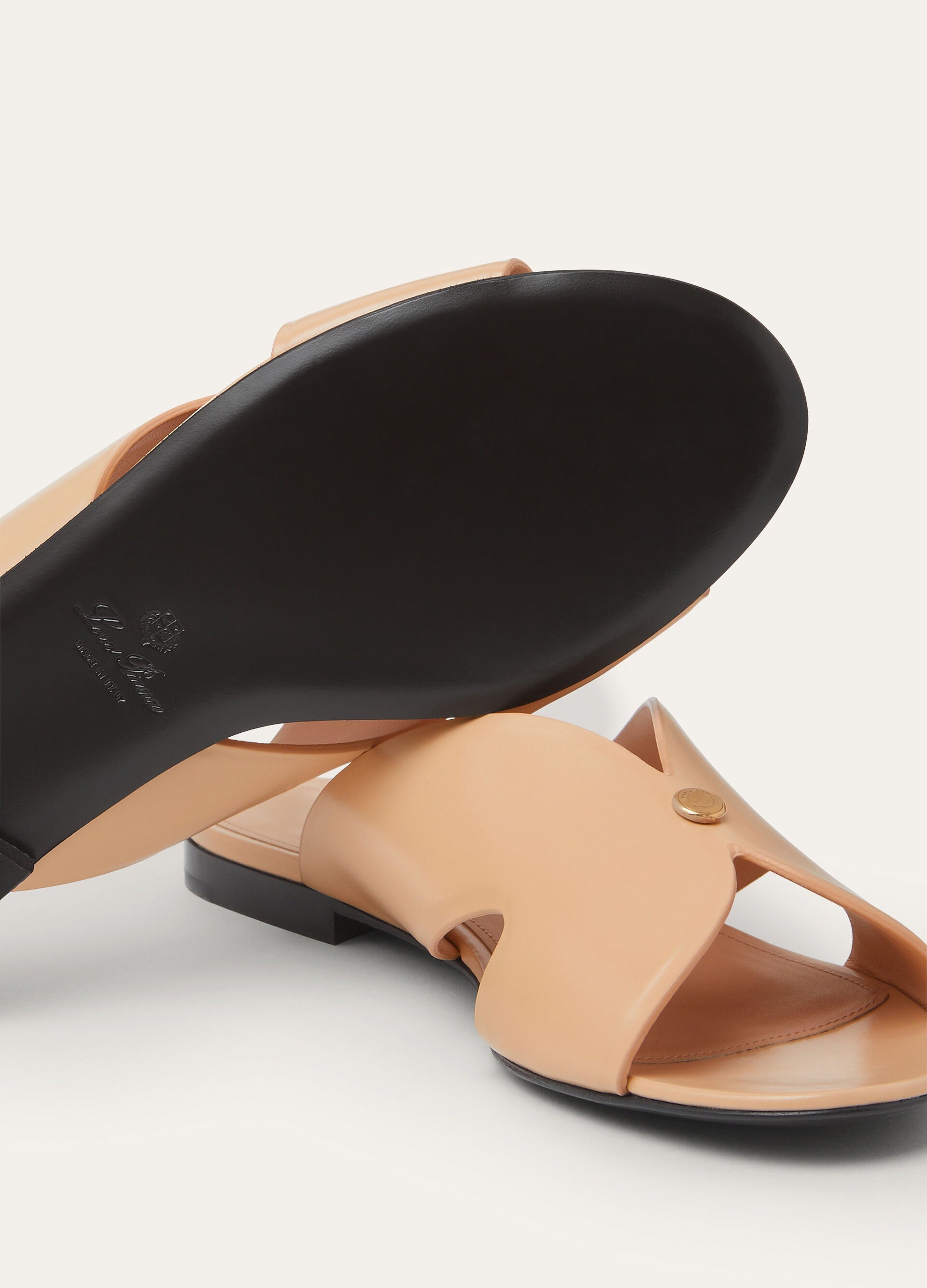 Vera Sandal - Peach Fuzz