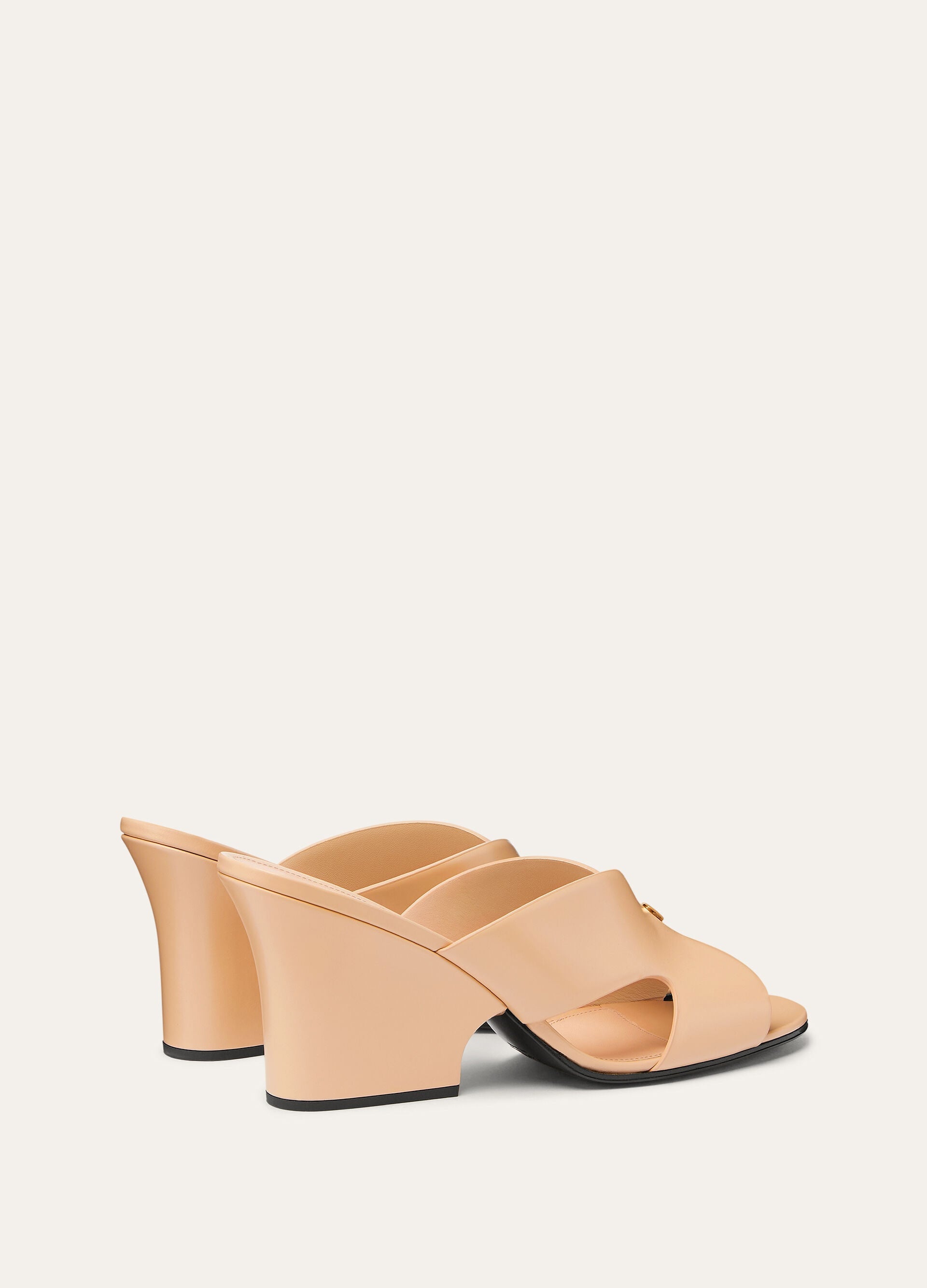 Vera Sandal - Peach Fuzz