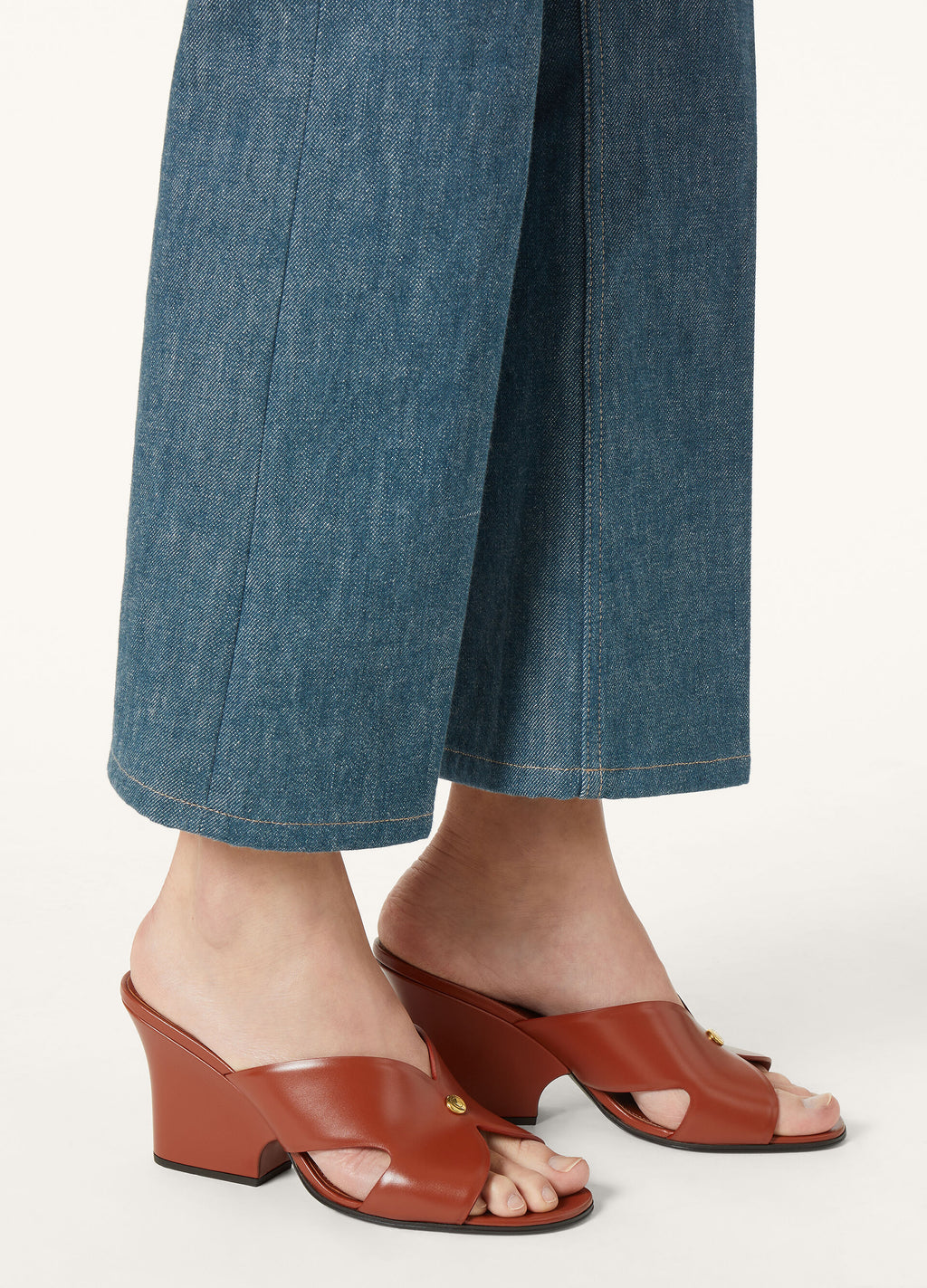 Vera Sandal - Vinegar