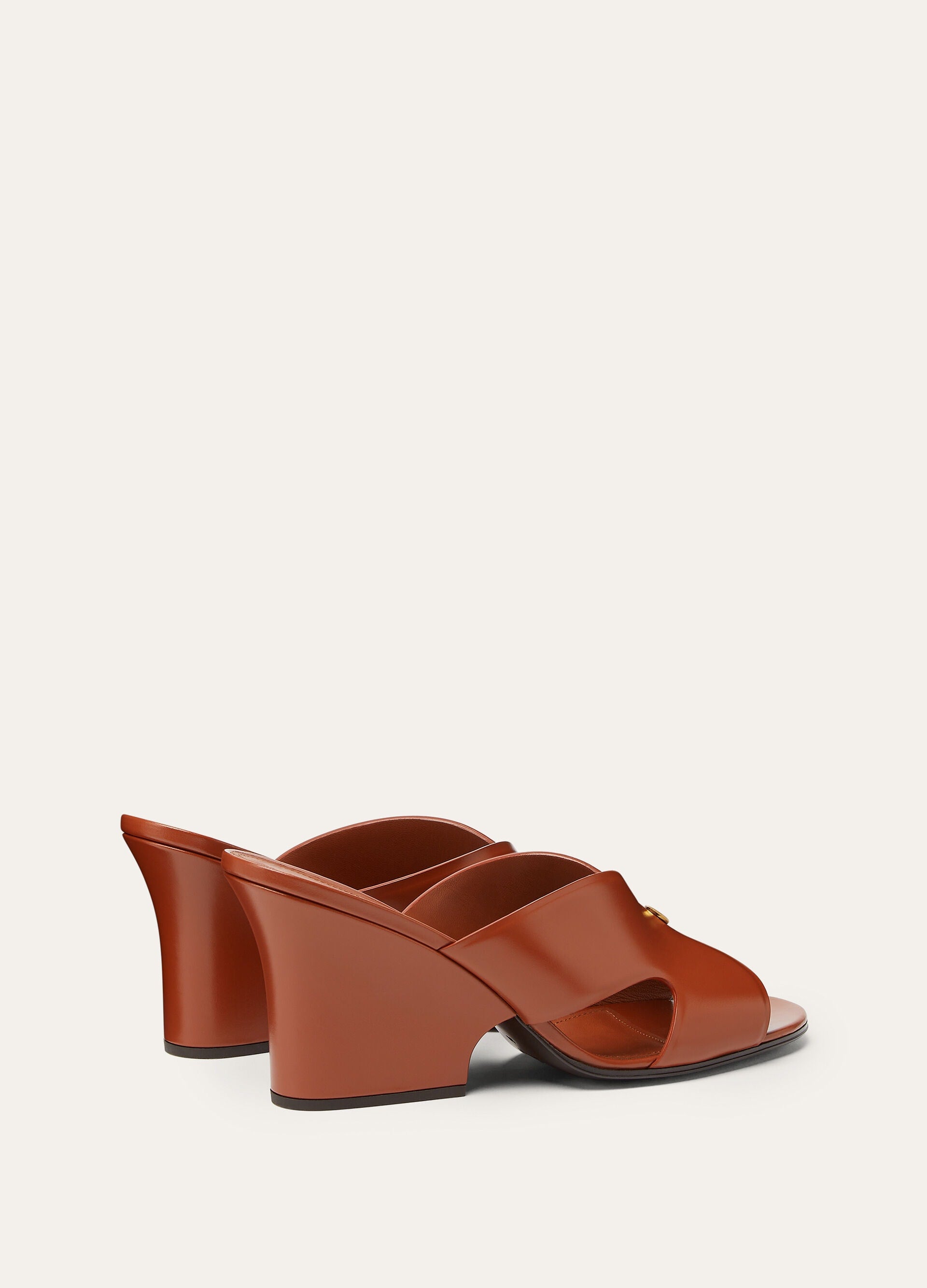 Vera Sandal - Vinegar