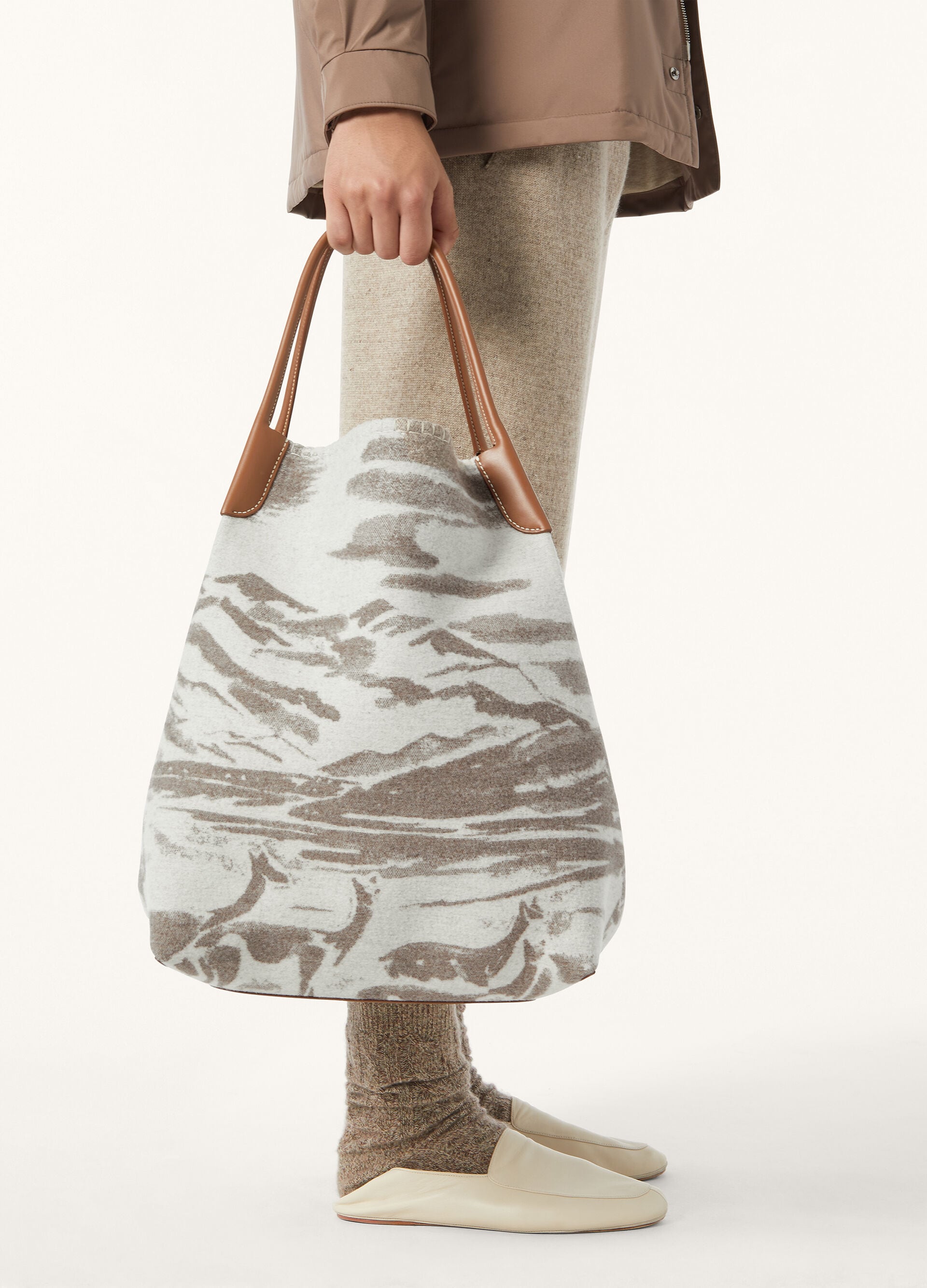 Extra Large Bale Hobo Bag - Misty Grey/Winter Gravel/Mole/Sun Gold