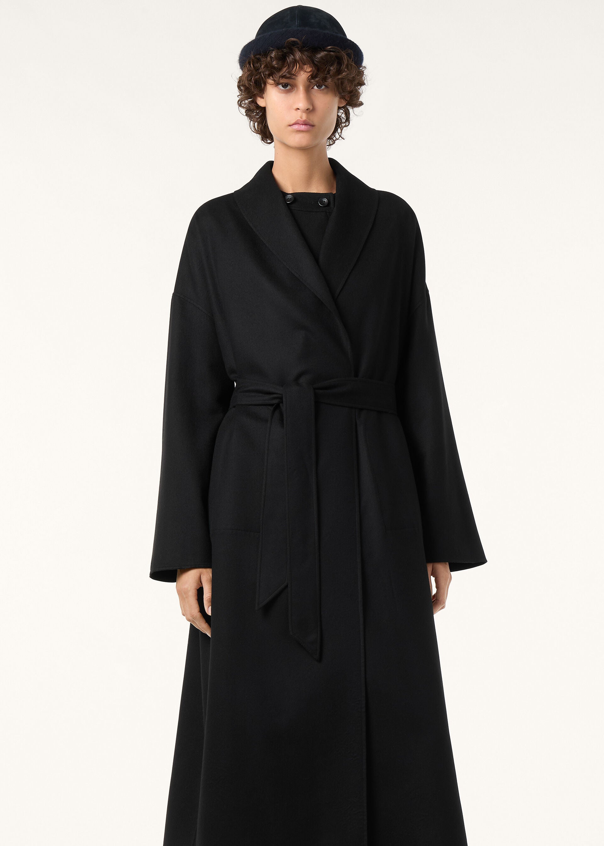 Dorian Royal Lightness™ Coat - Black